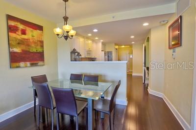 Listing photo id 11 for 399 2nd Street 7-716