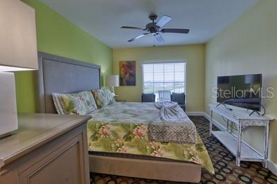 Listing photo id 22 for 399 2nd Street 7-716