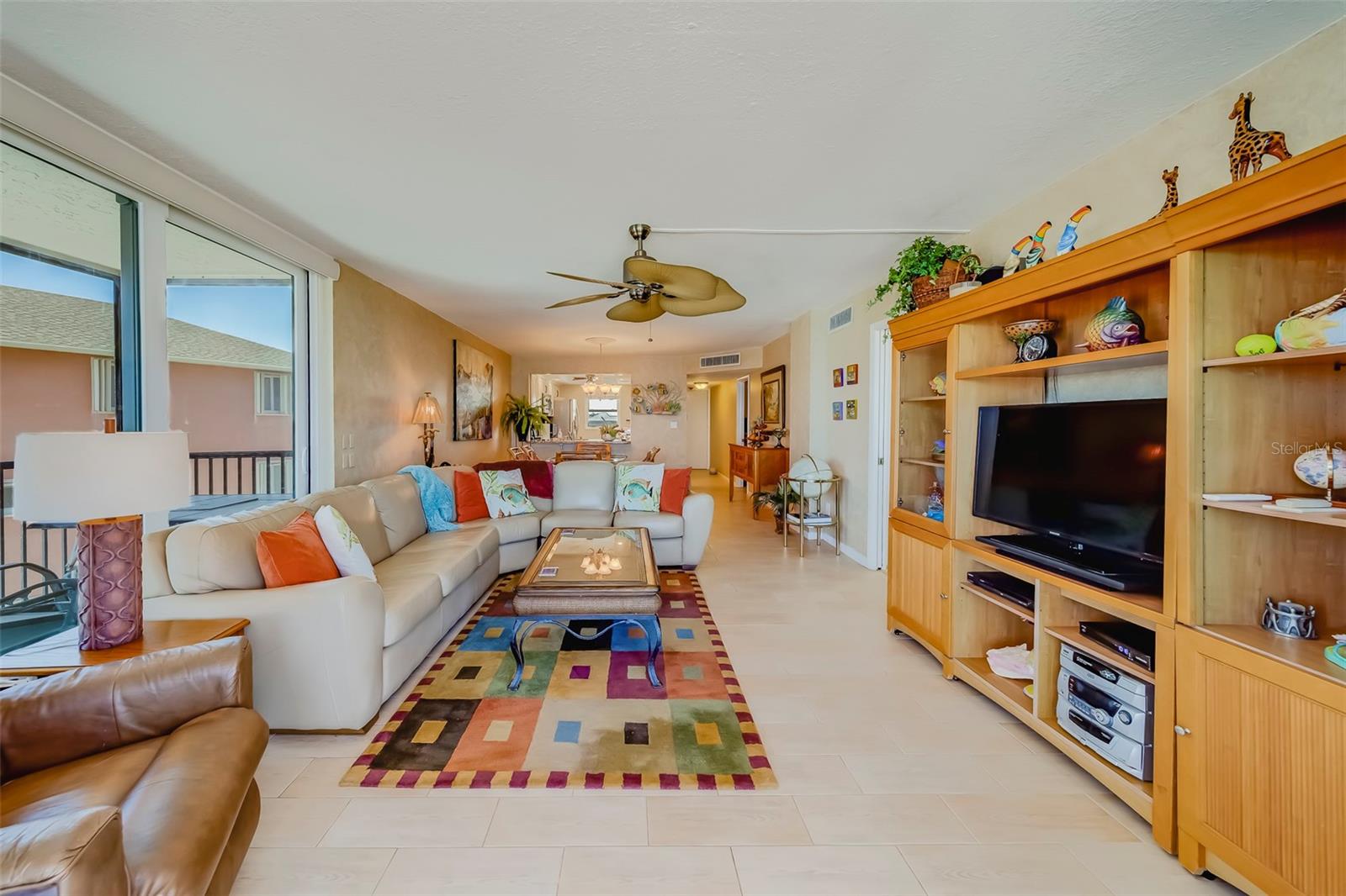 Image 13 of 67 For 17580 Gulf Boulevard 412