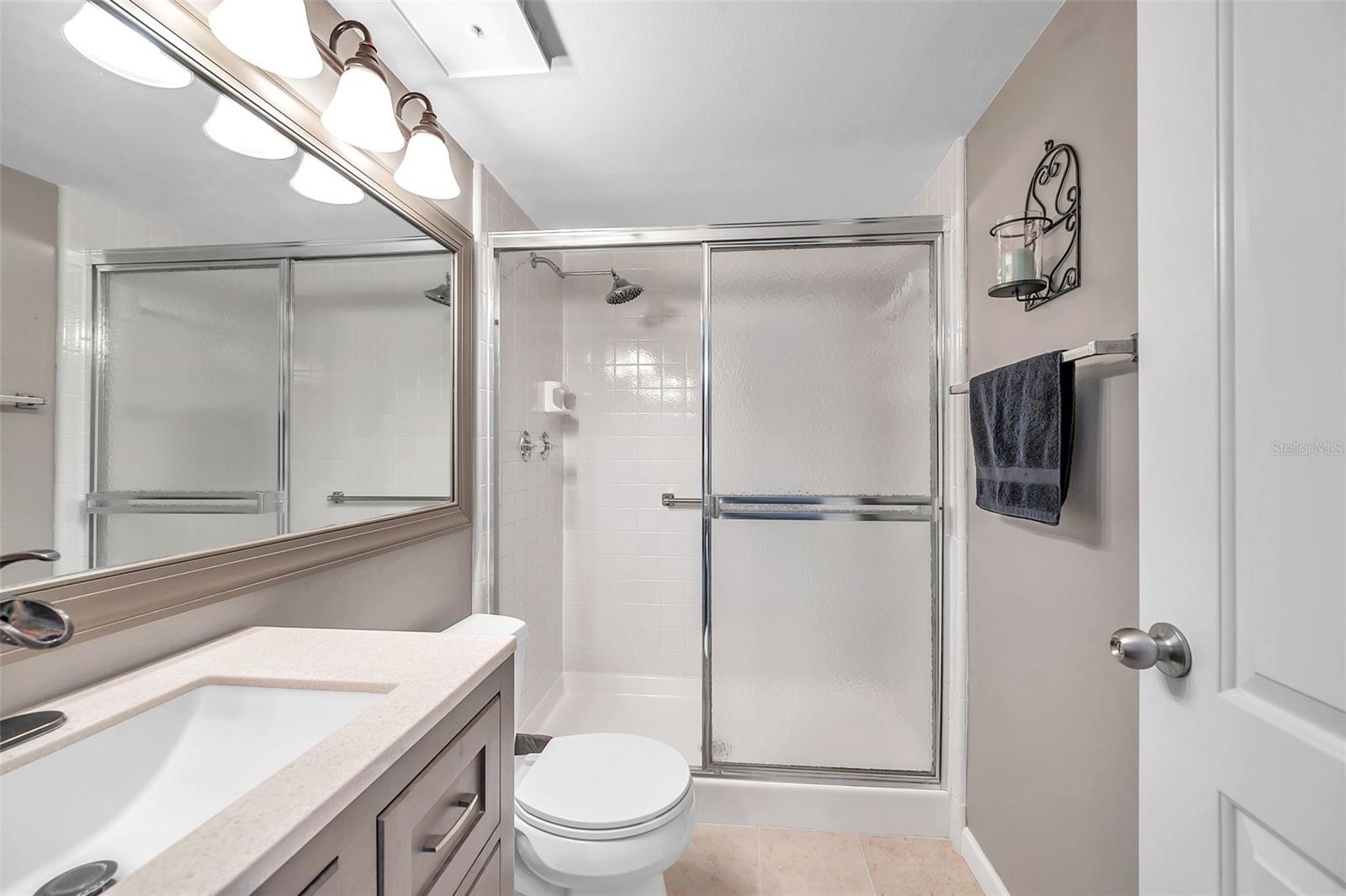 Listing photo id 10 for 1423 Pine Glen Lane B3