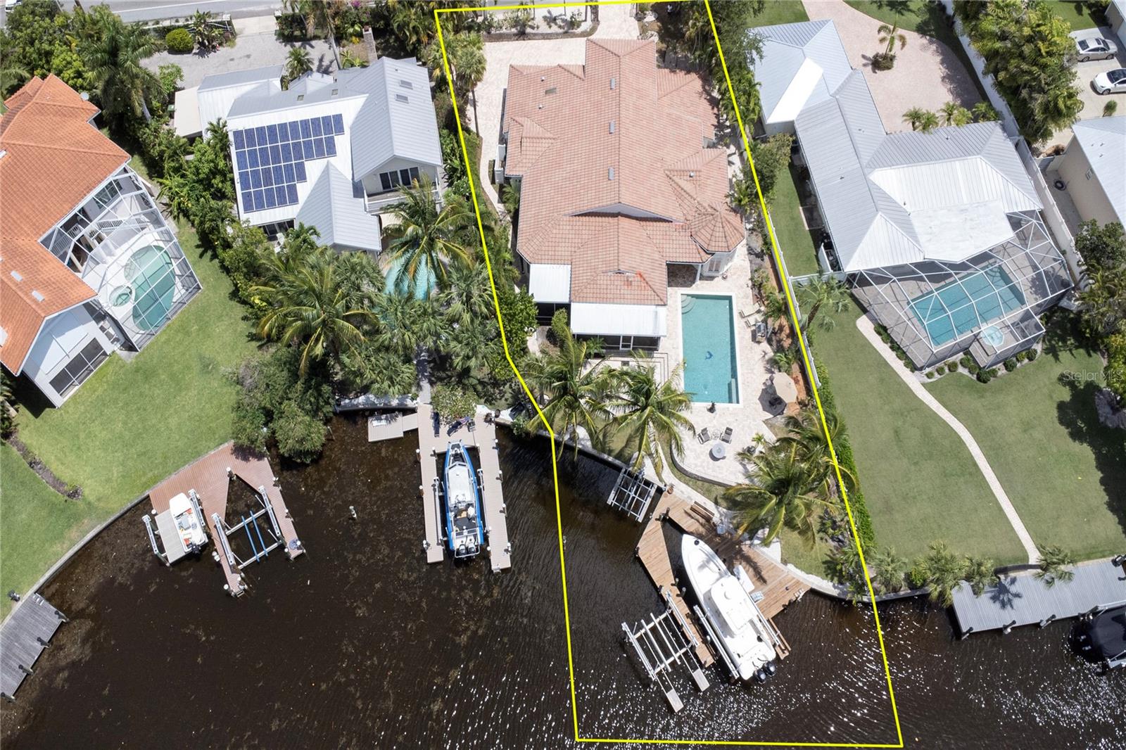 Details for 548 Siesta Drive, SARASOTA, FL 34242