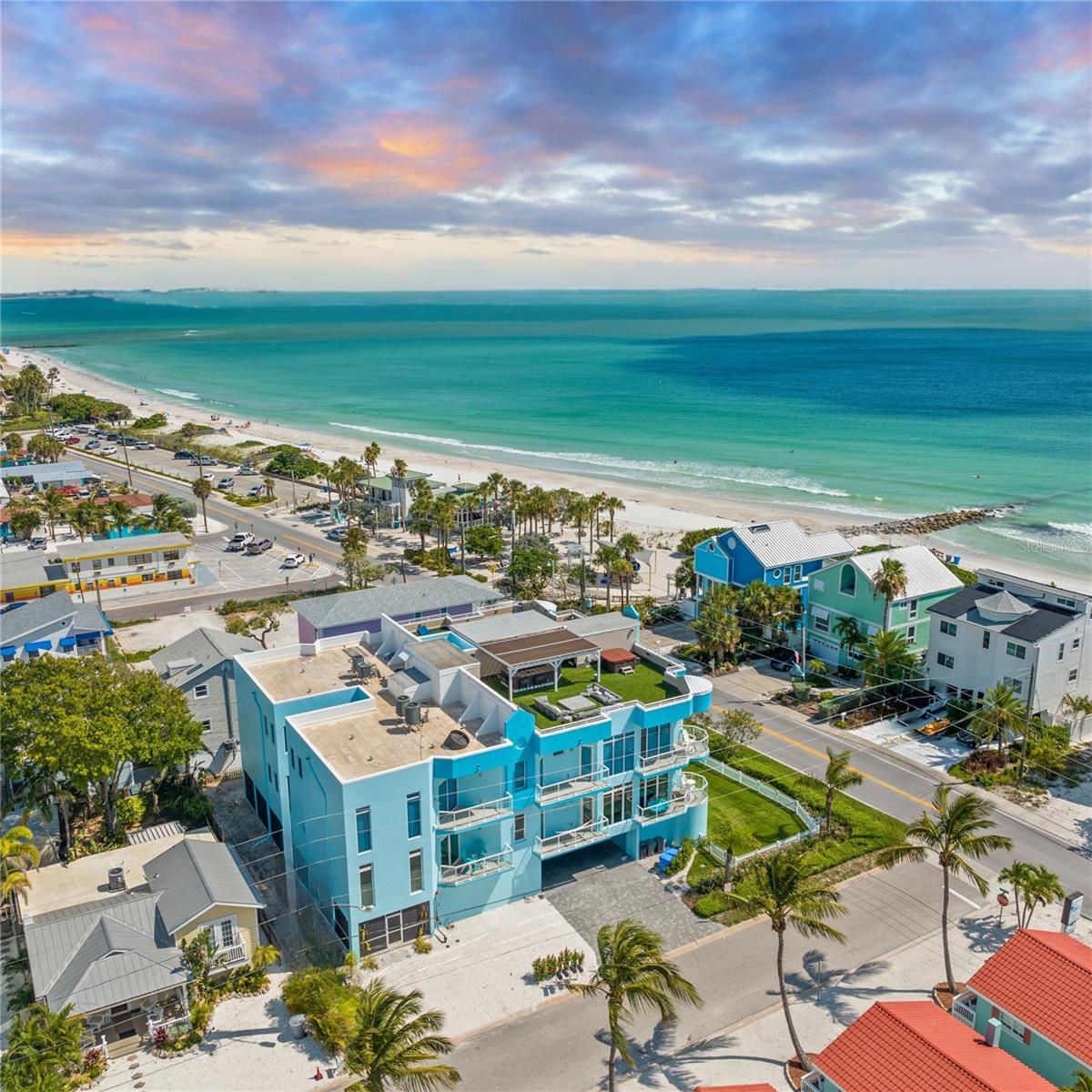 Listing photo id 1 for 8085 Gulf Boulevard 202