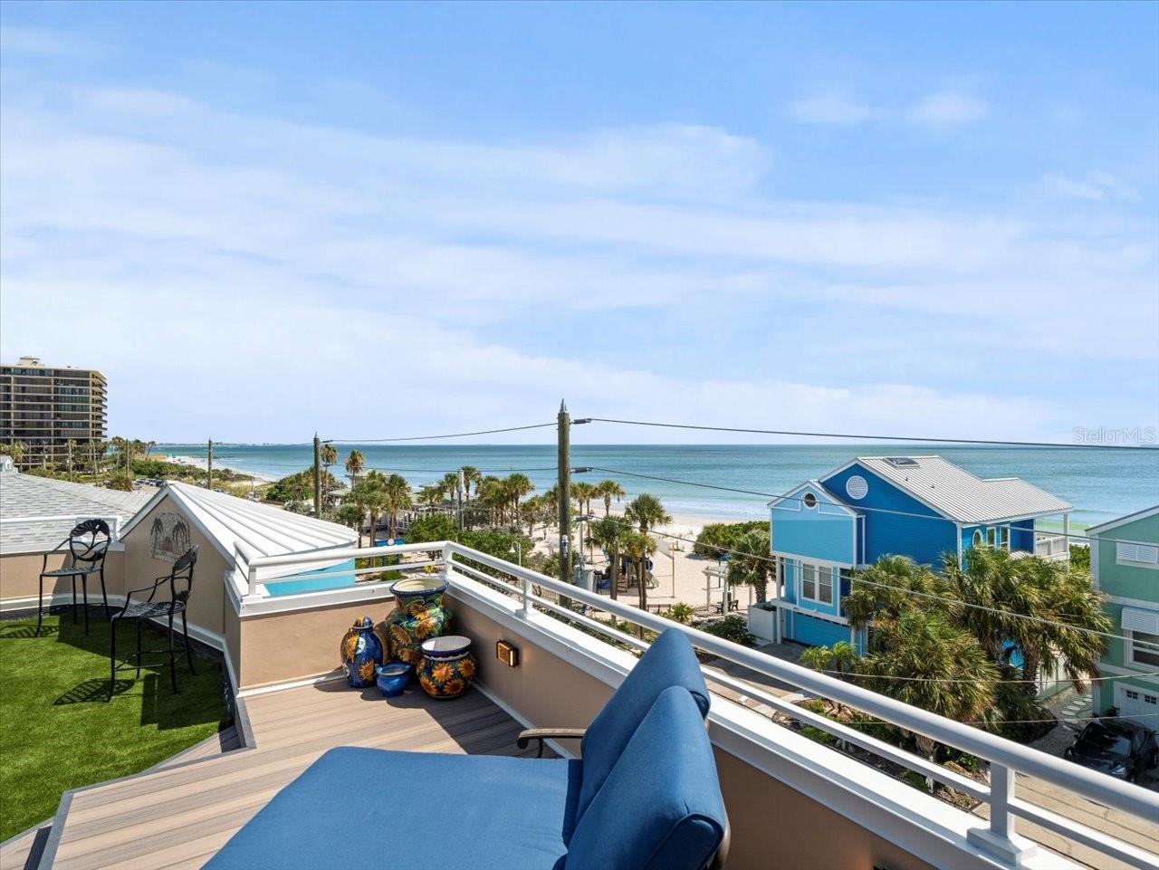 Listing photo id 52 for 8085 Gulf Boulevard 202