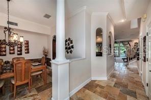 Listing photo id 2 for 1704 Lago Vista Boulevard