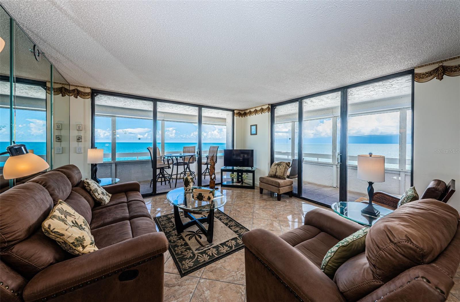 Image 11 of 56 For 17940 Gulf Boulevard 12f