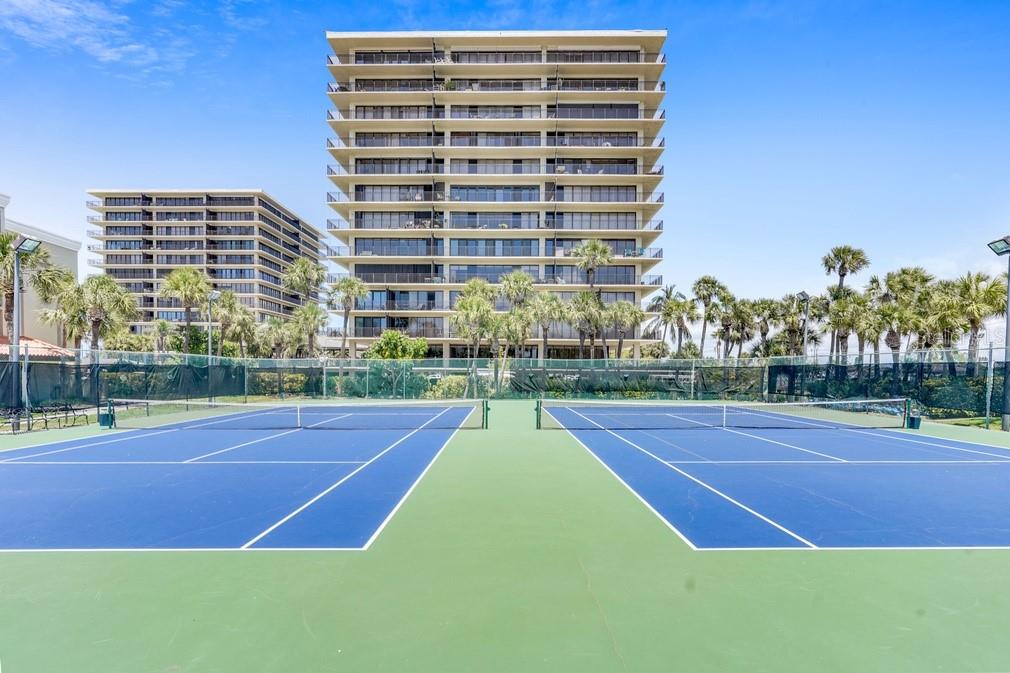 Listing photo id 20 for 7532 Bayshore Drive 205