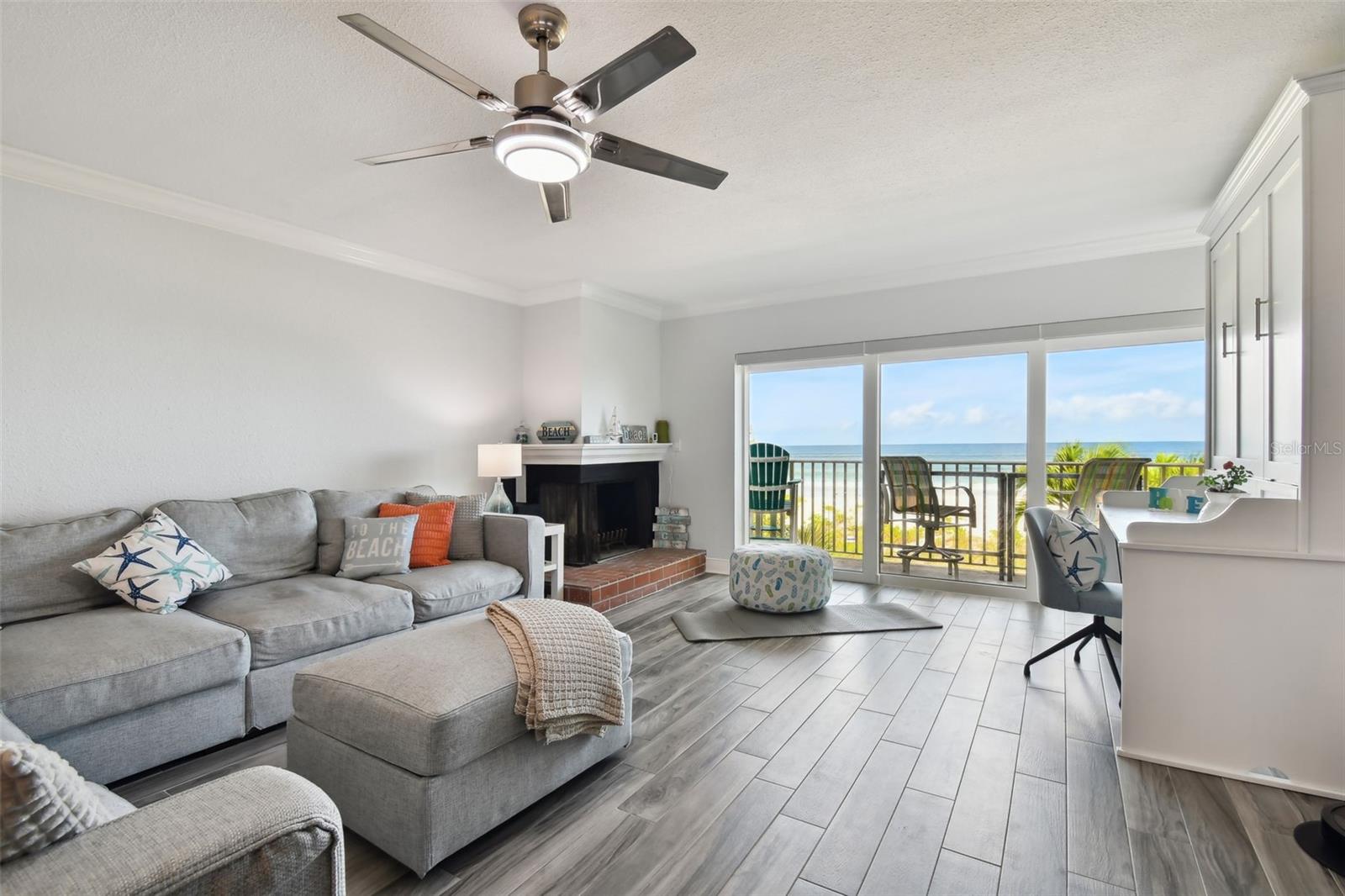 Image 4 of 62 For 20204 Gulf Boulevard 3