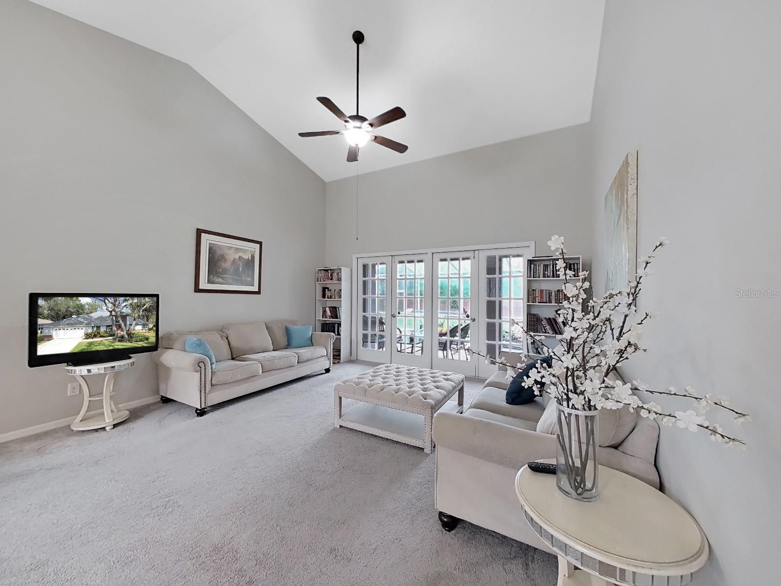 Listing photo id 20 for 13012 Creek Manor Court