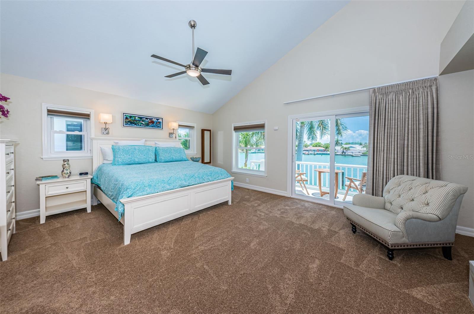 Listing photo id 41 for 10109 Tarpon Drive