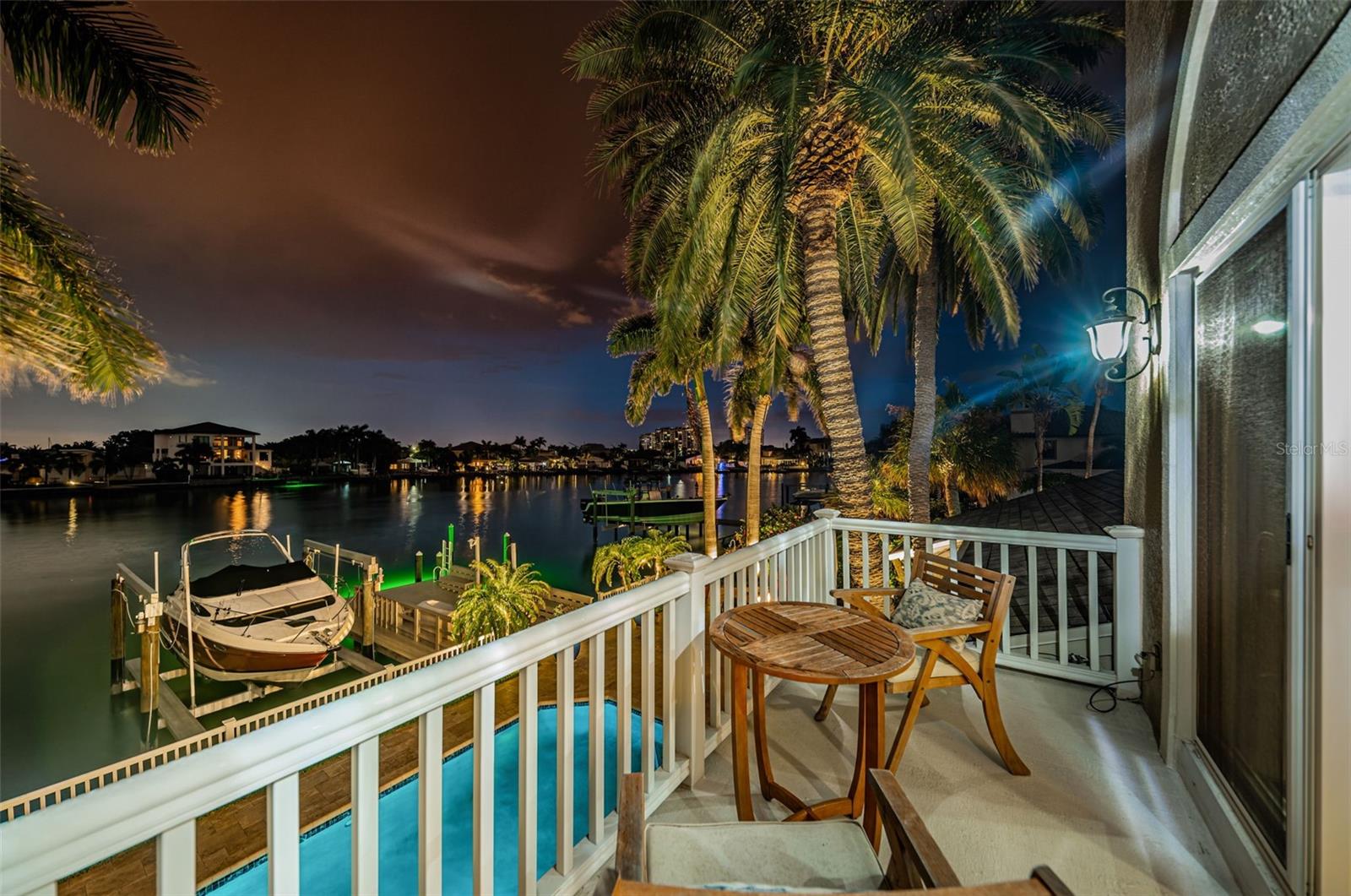 Listing photo id 53 for 10109 Tarpon Drive