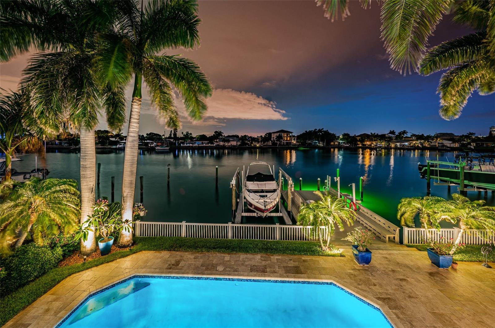 Listing photo id 55 for 10109 Tarpon Drive