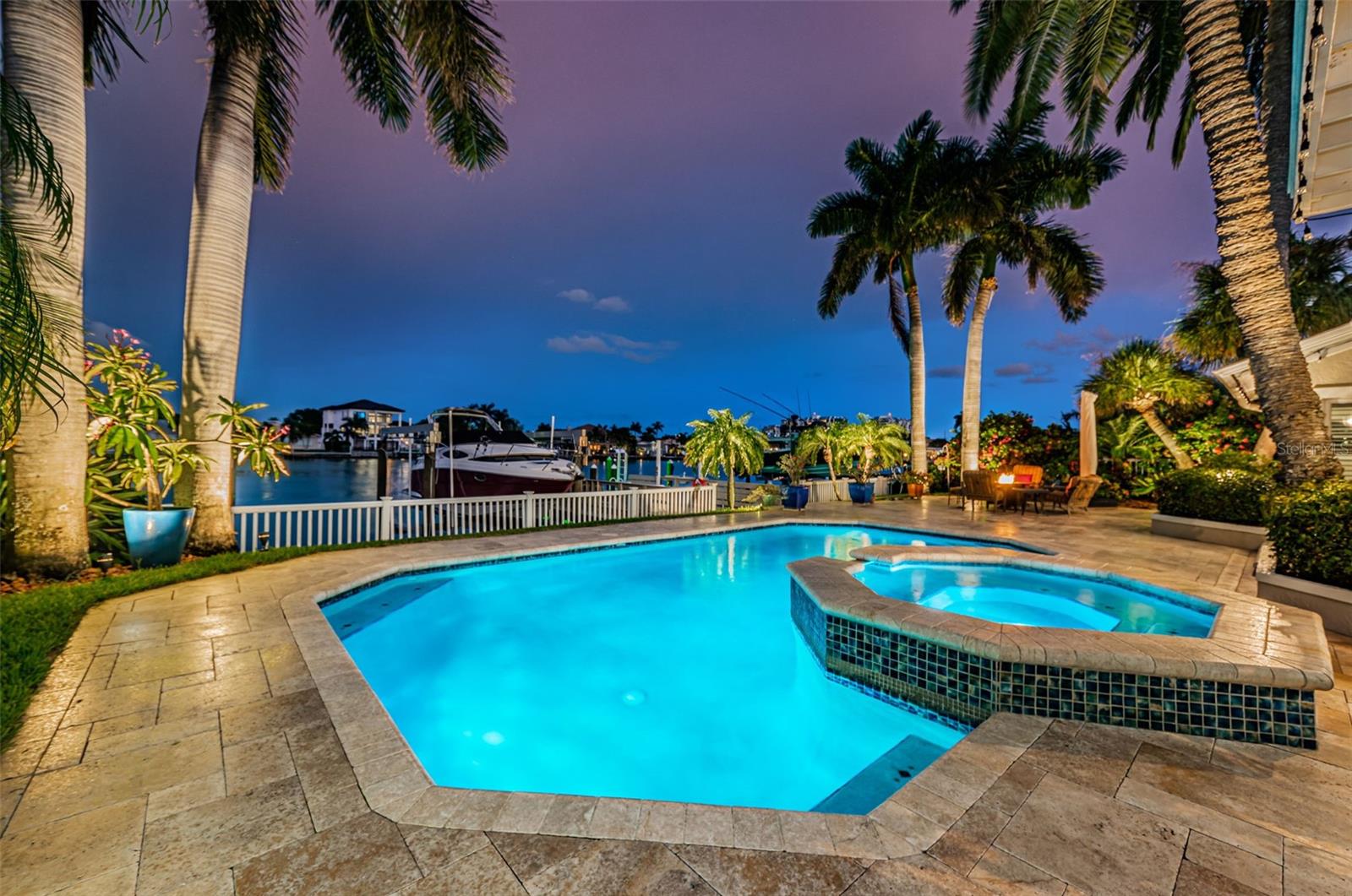 Listing photo id 65 for 10109 Tarpon Drive