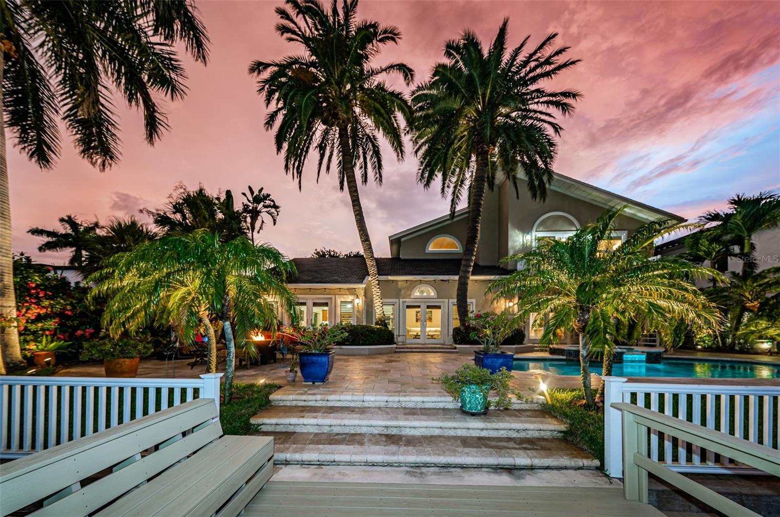 Listing photo id 76 for 10109 Tarpon Drive