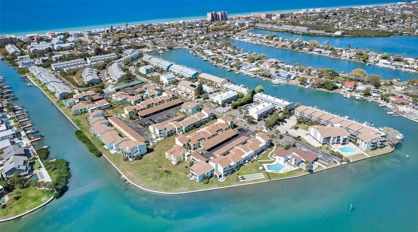 Image 5 of 36 For 1 Windrush Boulevard 25