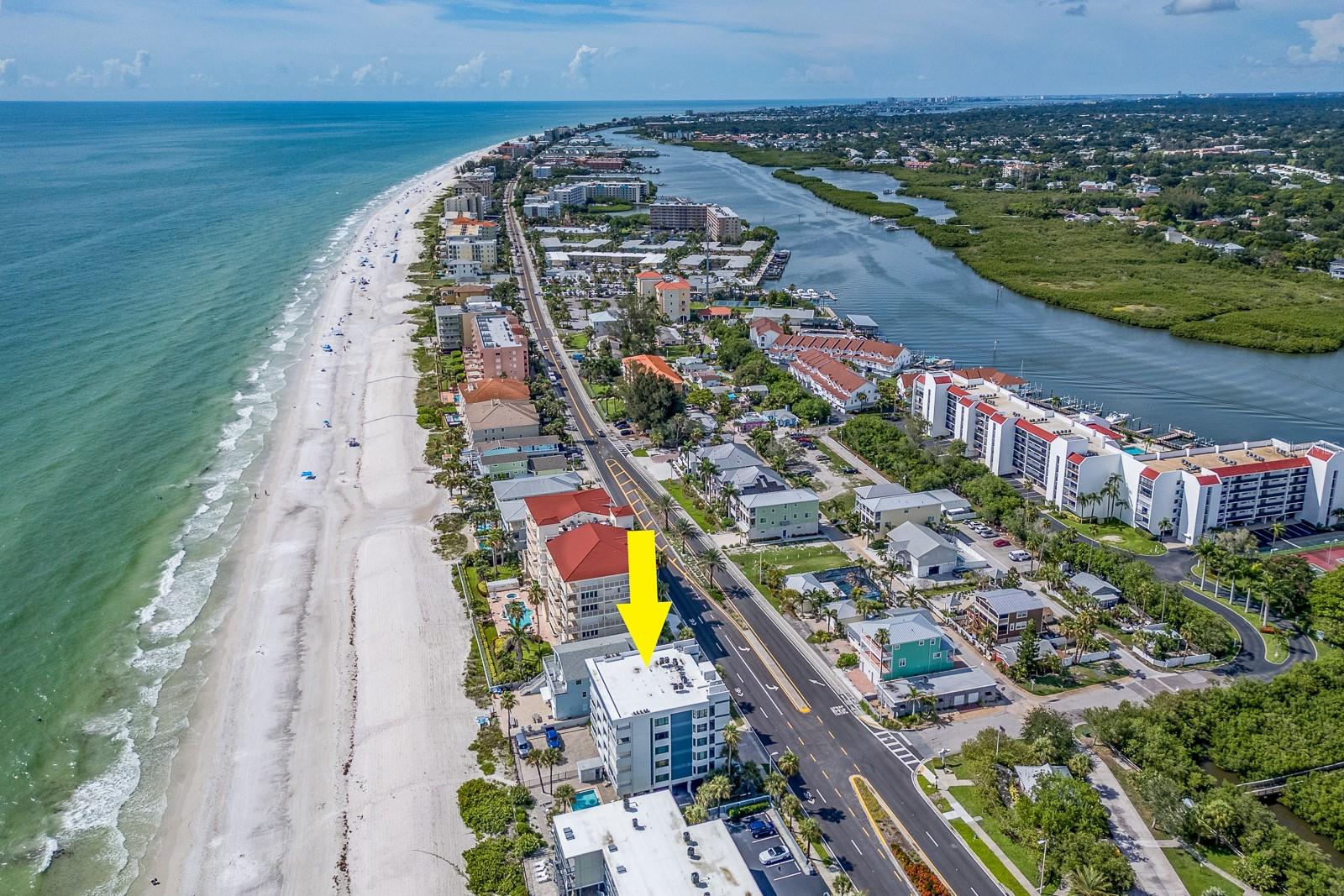 Image 83 of 86 For 19106 Gulf Boulevard 102