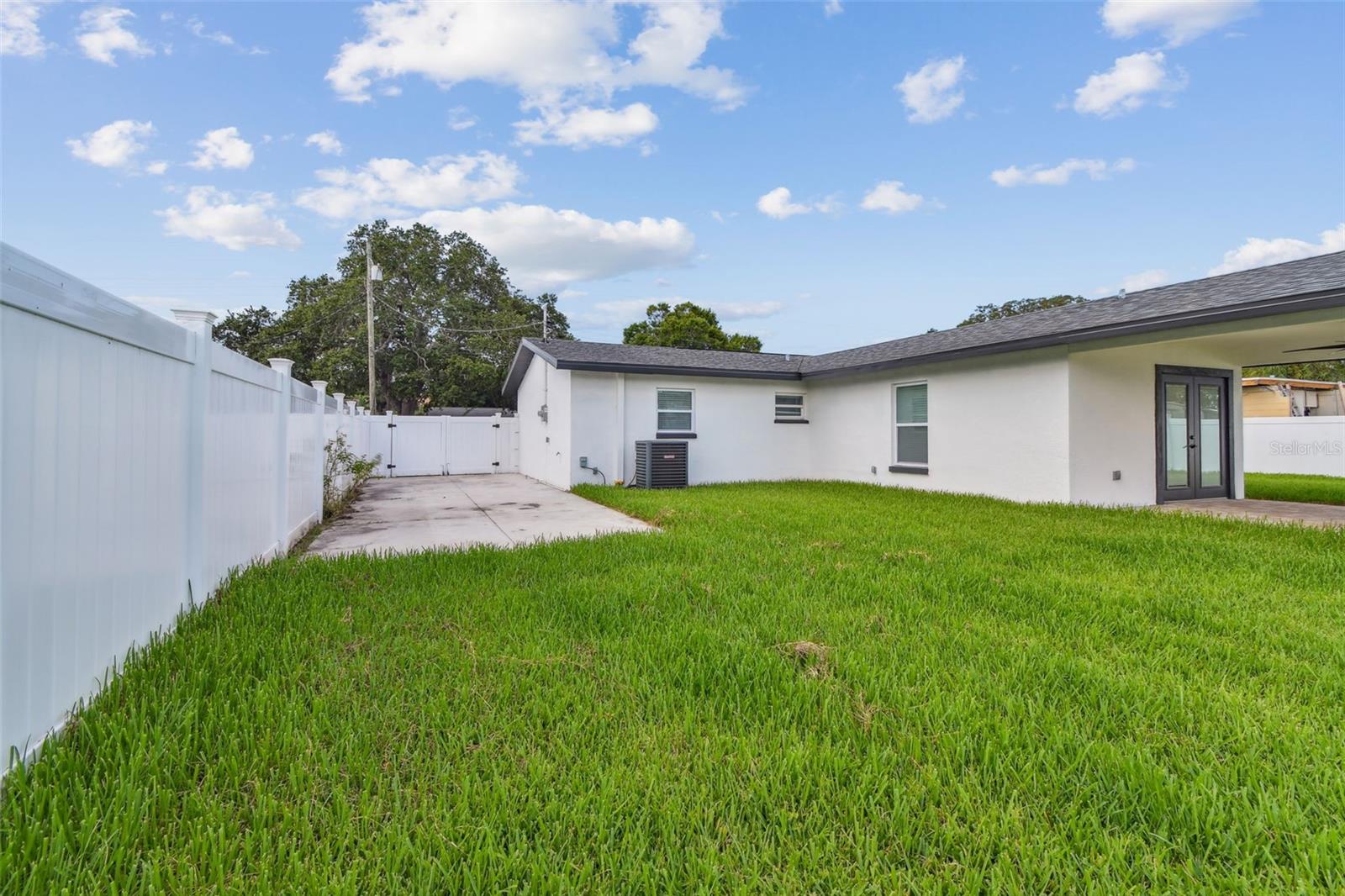 Image 59 of 62 For 10935 Oakdale Terrace