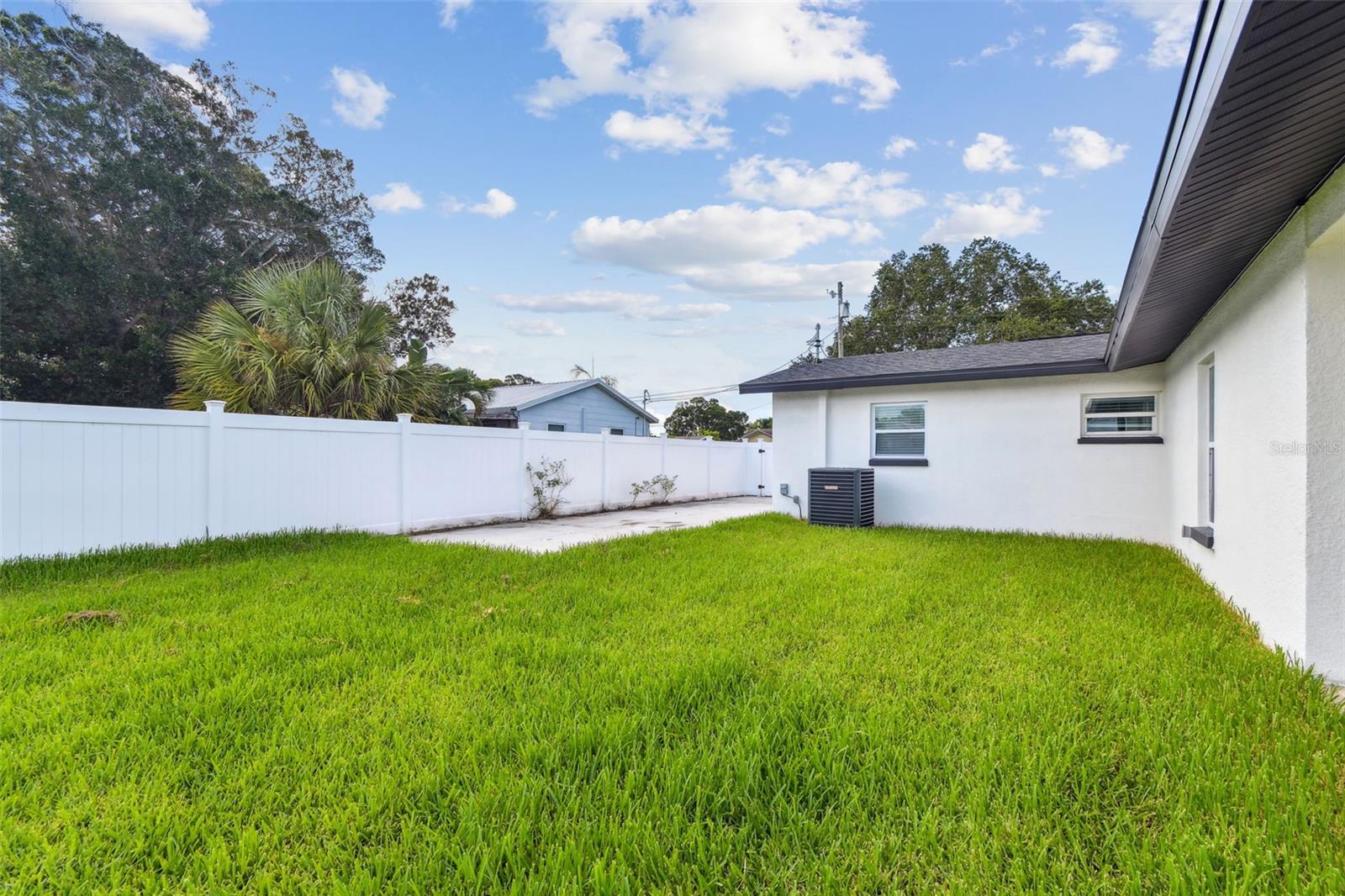 Image 60 of 62 For 10935 Oakdale Terrace