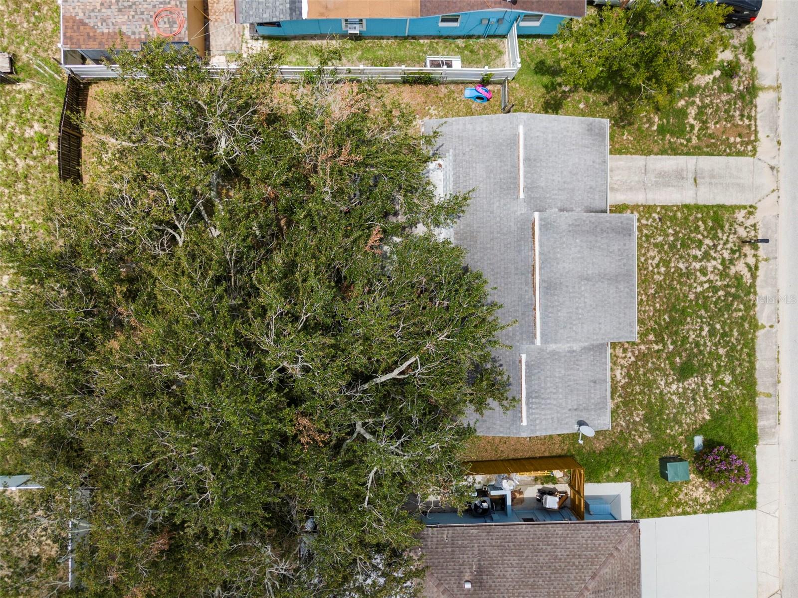 Listing photo id 33 for 8624 Paxton Drive