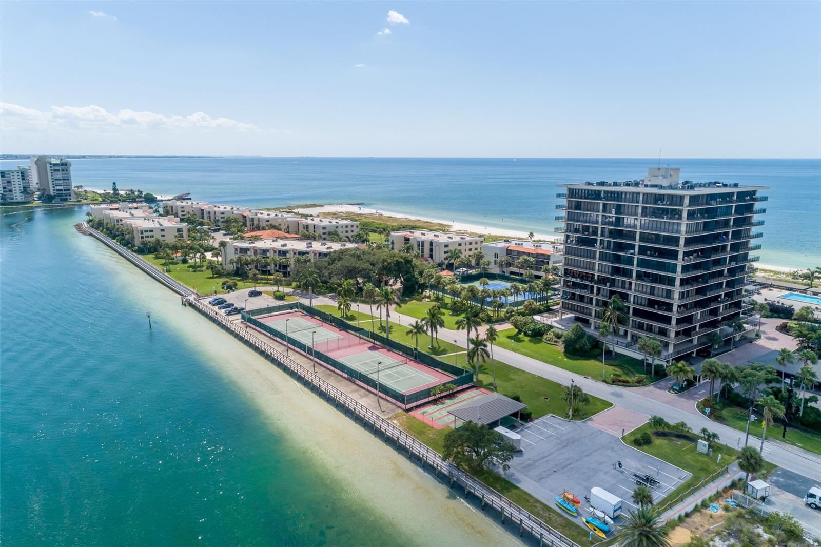 Image 1 of 29 For 7600 Bayshore Drive 903