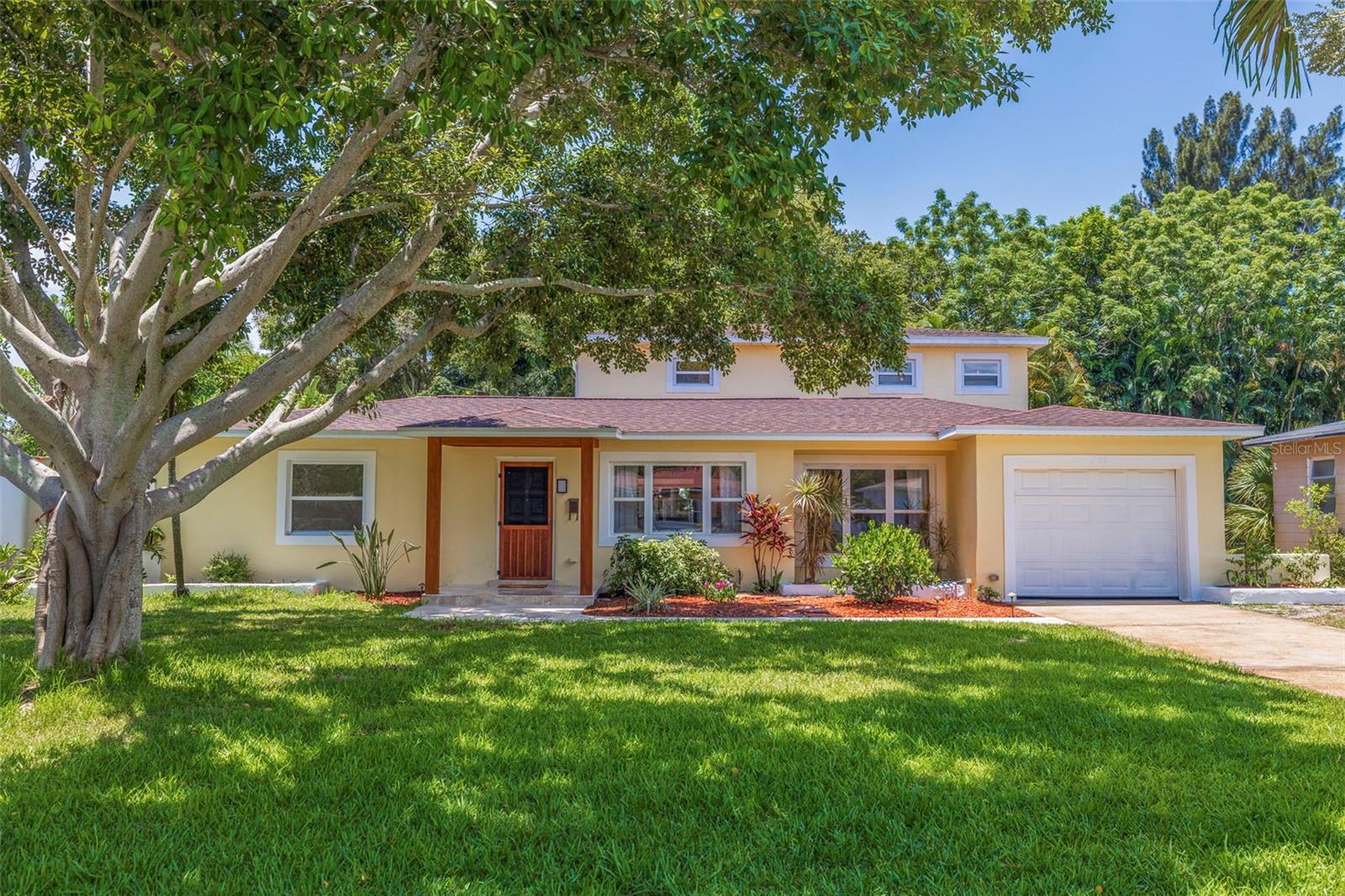 Details for 700 66th Avenue S, SAINT PETERSBURG, FL 33705