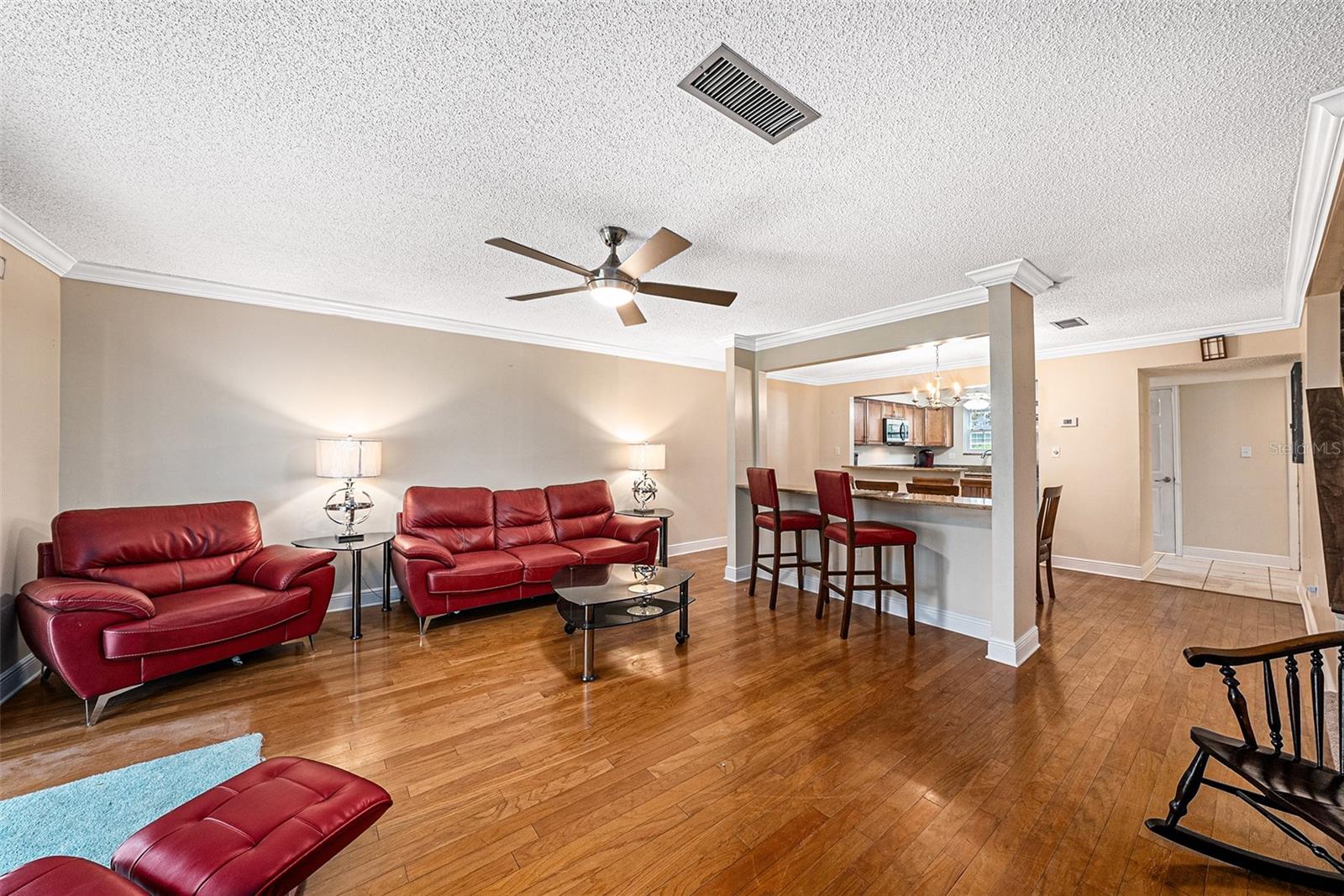 Listing photo id 3 for 3455 41st Terrace S 208