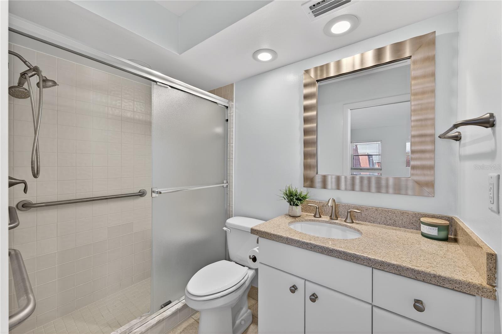 Image 16 of 62 For 138 1st Street E 302