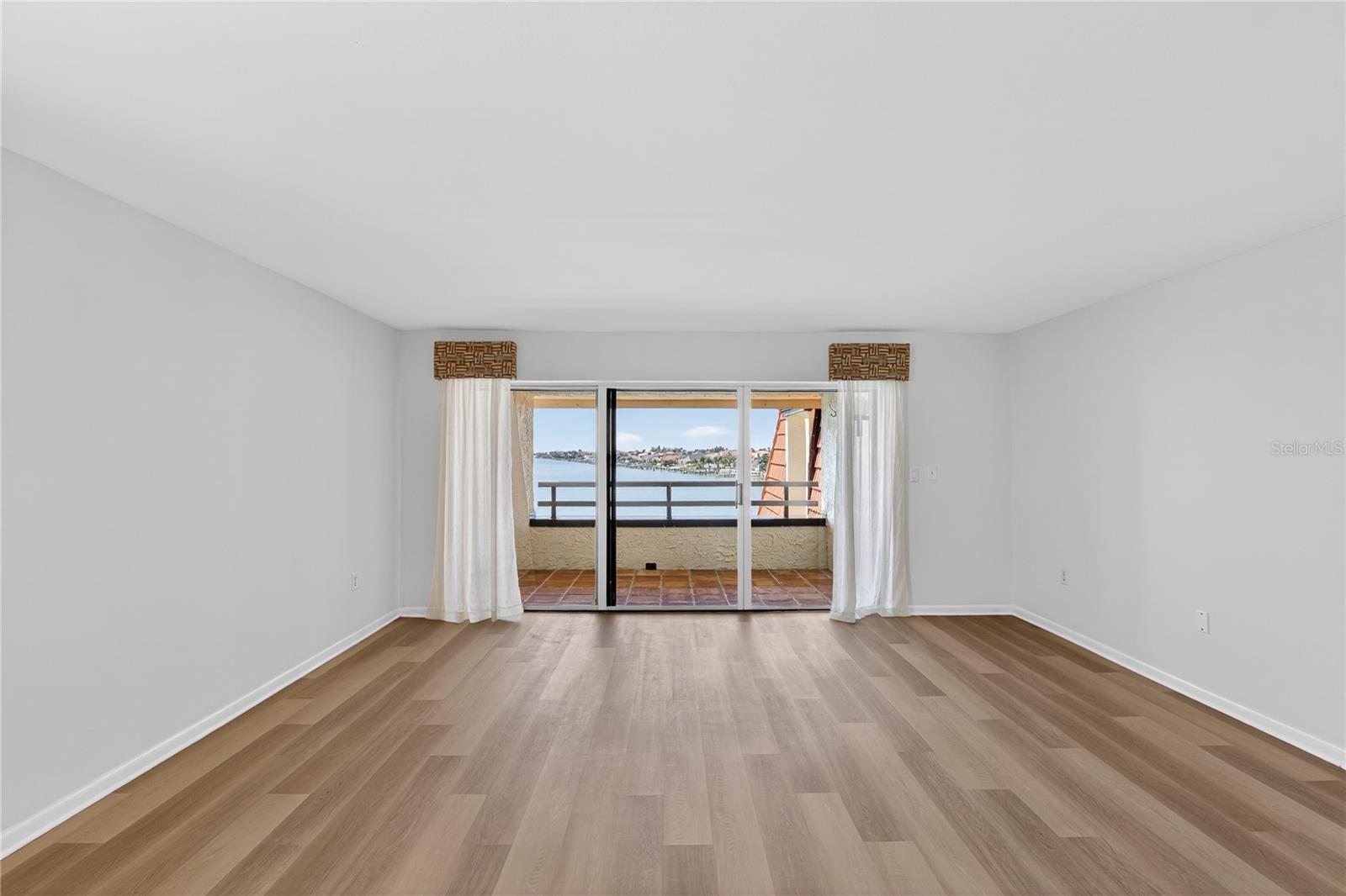 Image 47 of 62 For 138 1st Street E 302