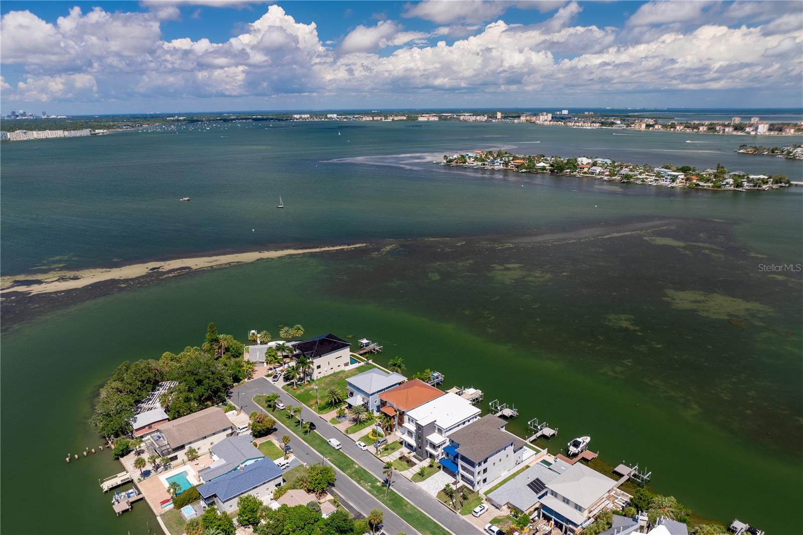 Image 90 of 96 For 191 Punta Vista Drive