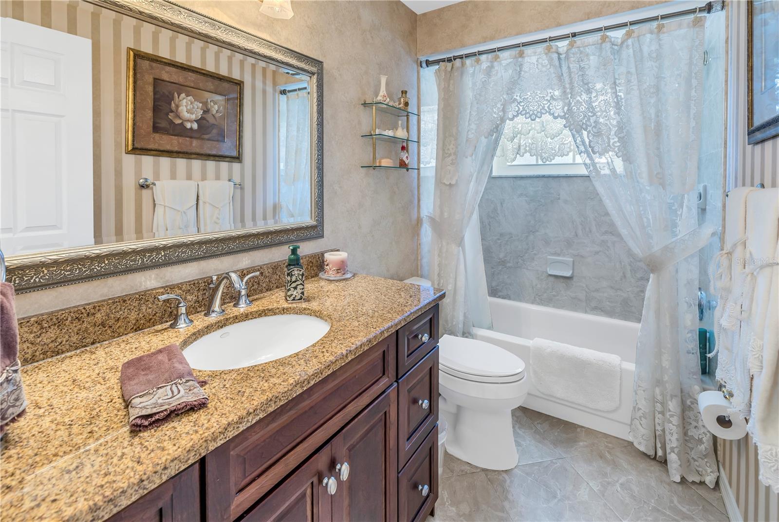 Listing photo id 17 for 11036 Tradewinds Boulevard