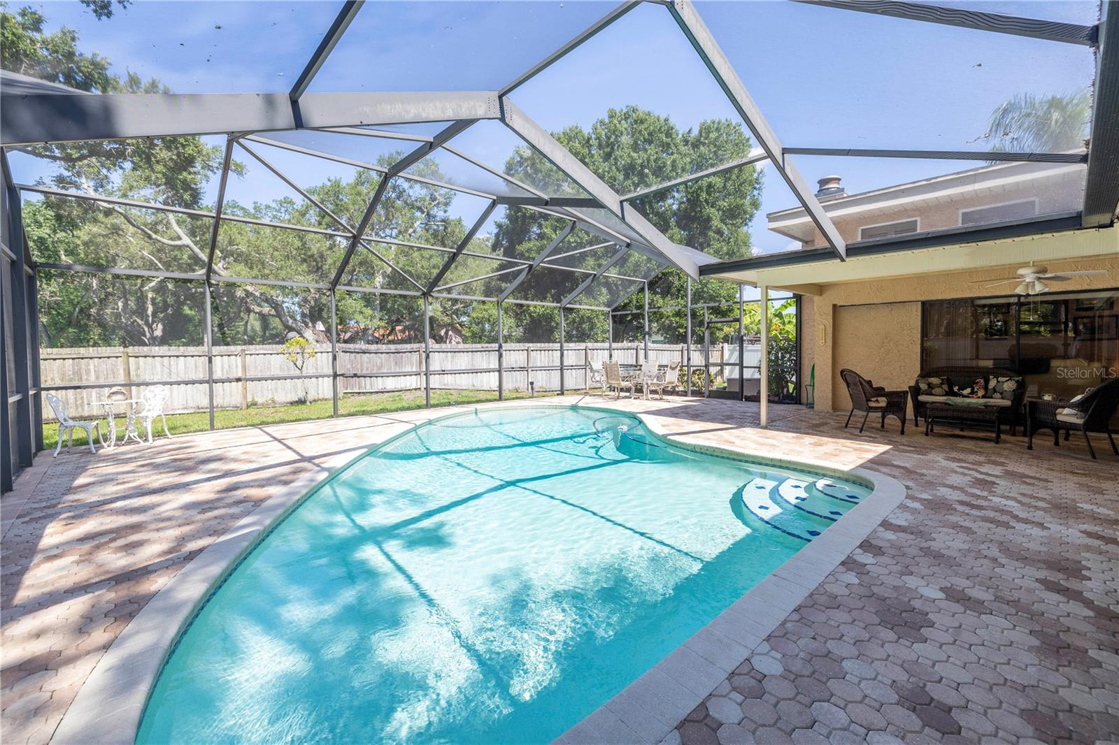 Listing photo id 20 for 11036 Tradewinds Boulevard