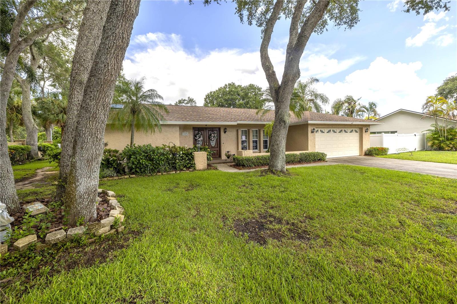 Listing photo id 34 for 11036 Tradewinds Boulevard