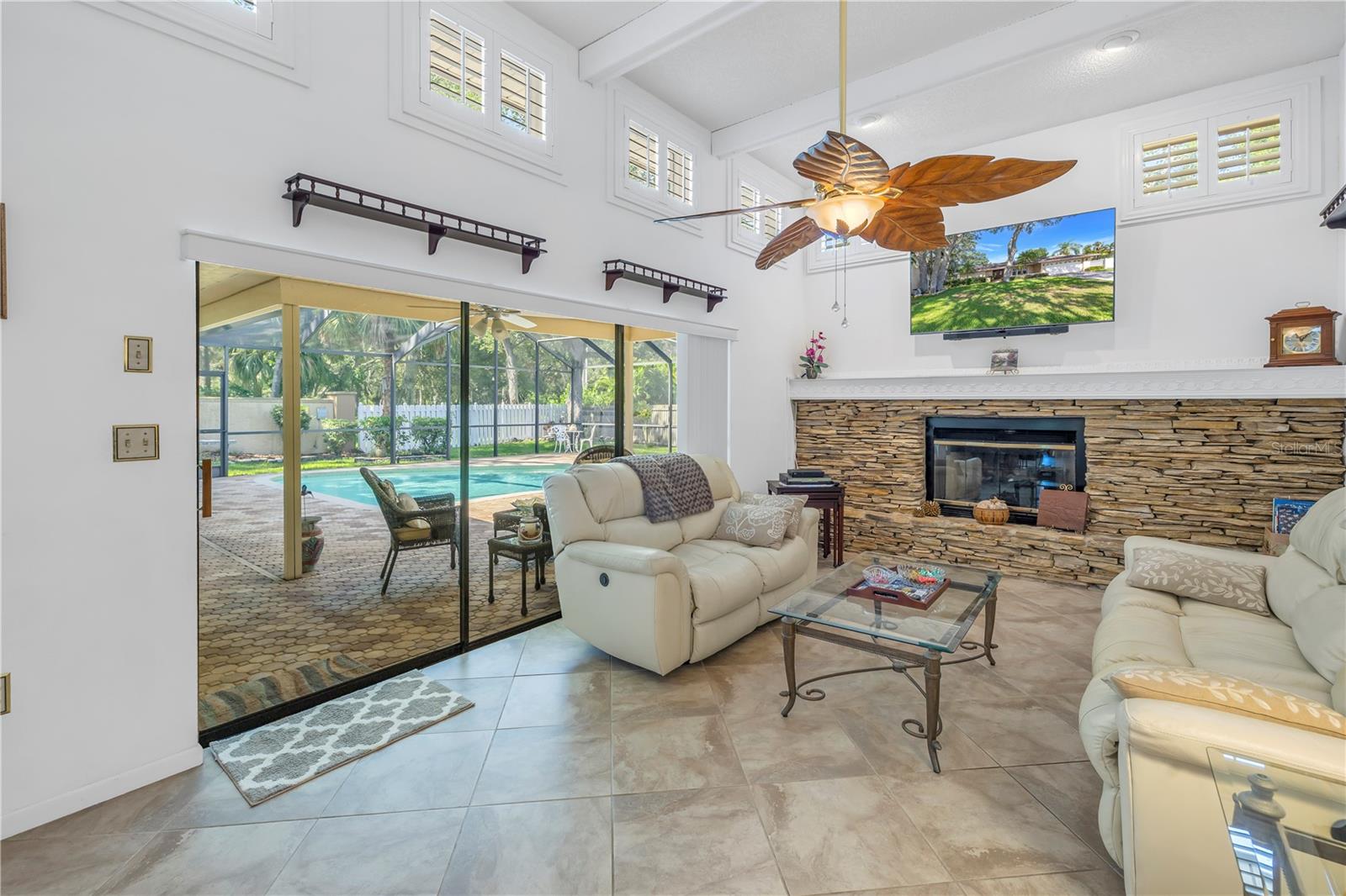 Listing photo id 5 for 11036 Tradewinds Boulevard