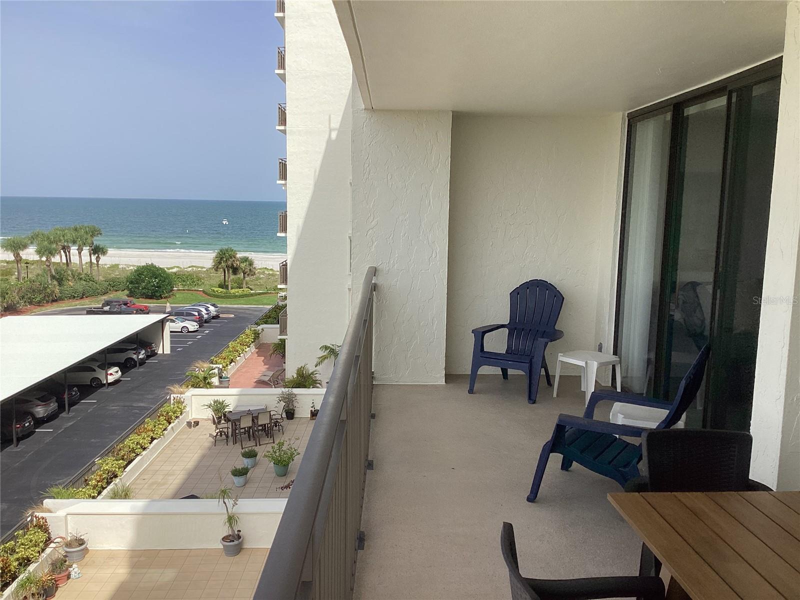 Image 15 of 39 For 1430 Gulf Boulevard 404