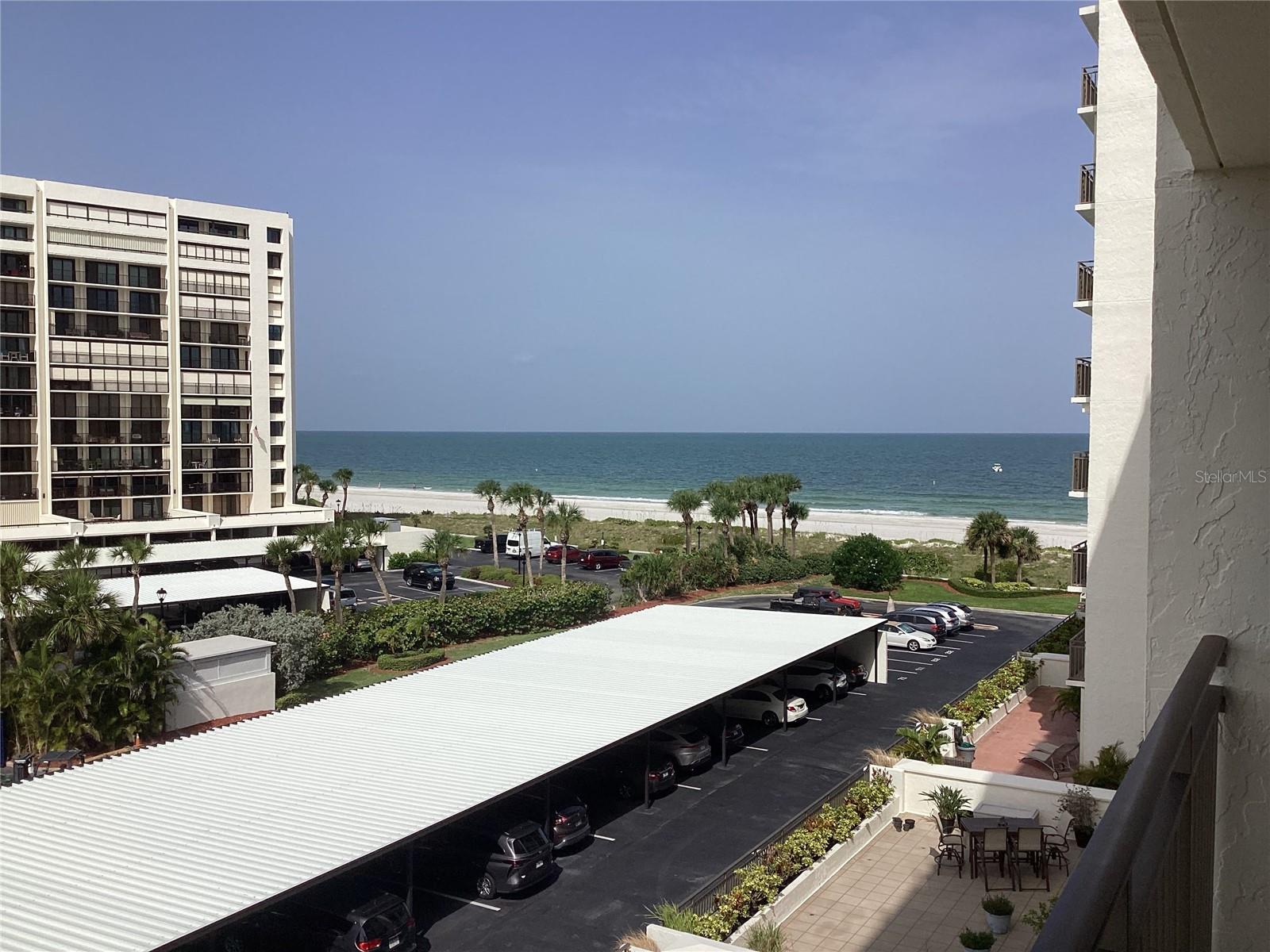 Image 16 of 39 For 1430 Gulf Boulevard 404