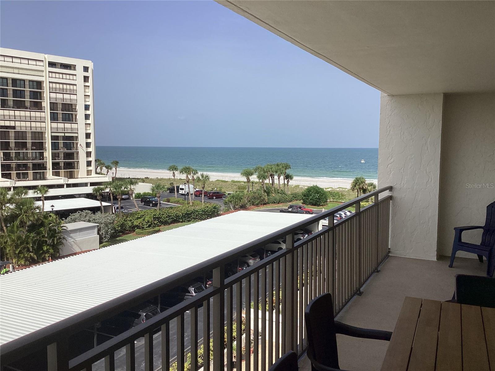 Image 17 of 39 For 1430 Gulf Boulevard 404
