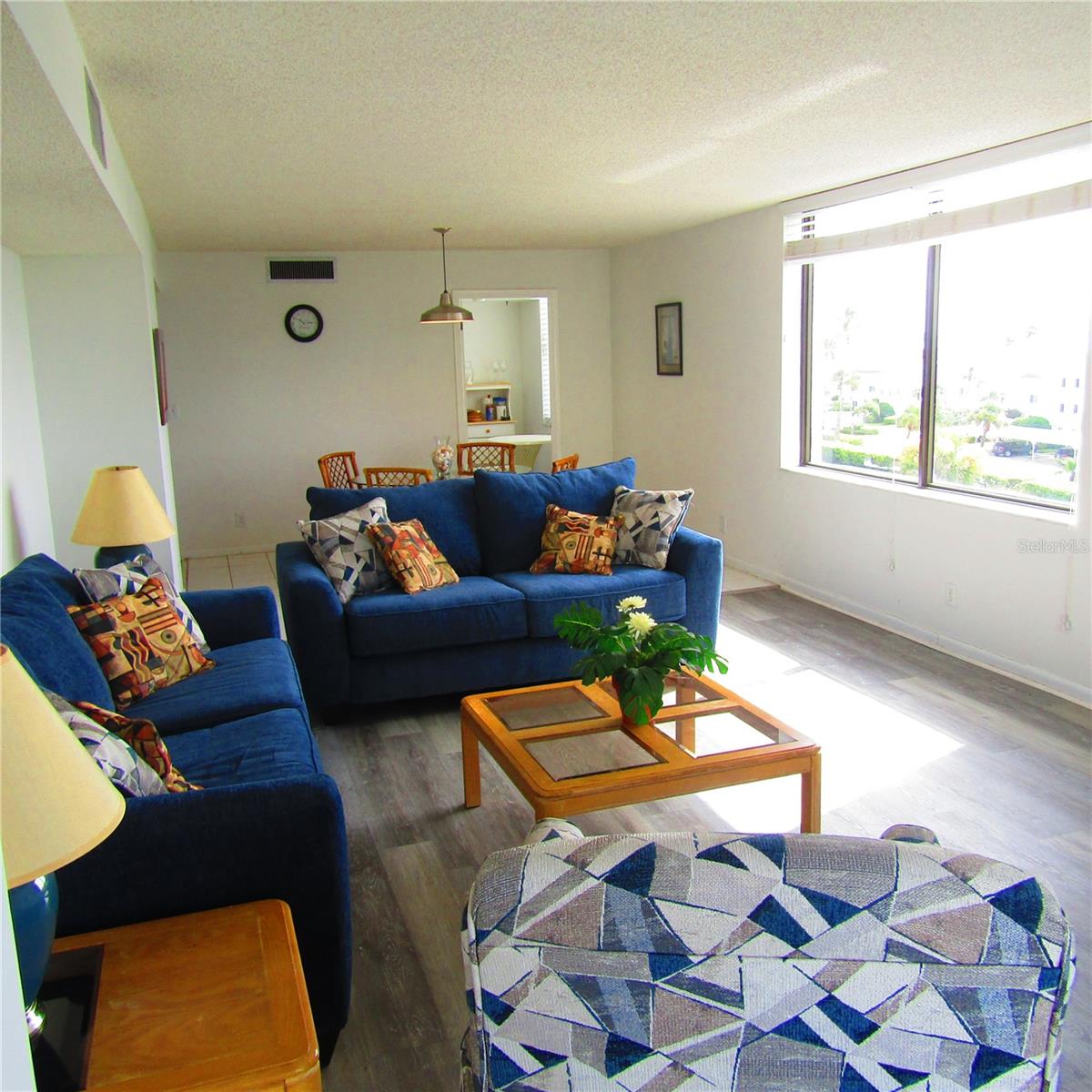 Image 19 of 39 For 1430 Gulf Boulevard 404