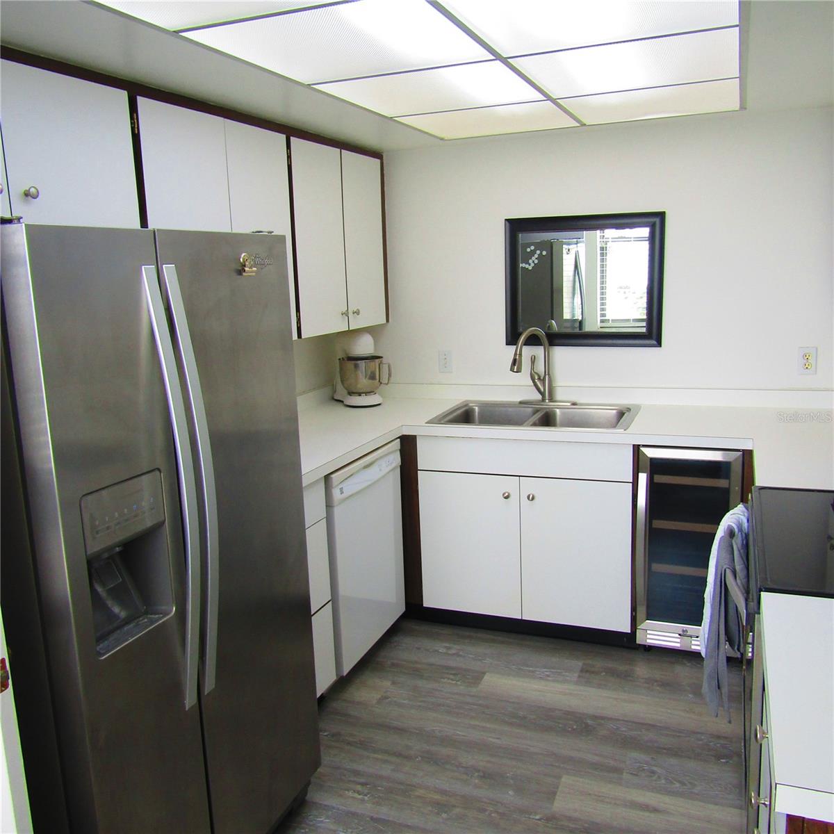 Image 9 of 39 For 1430 Gulf Boulevard 404