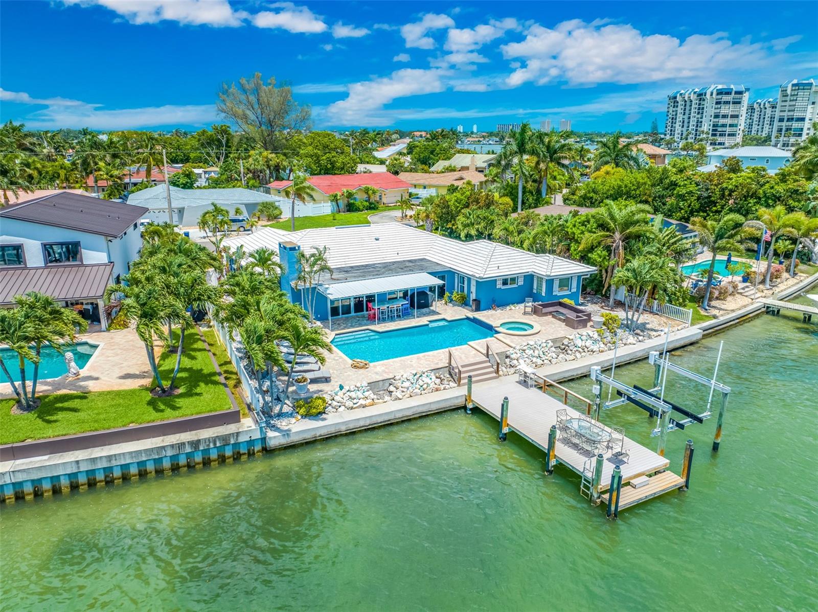 Listing photo id 63 for 10038 Yacht Club Drive