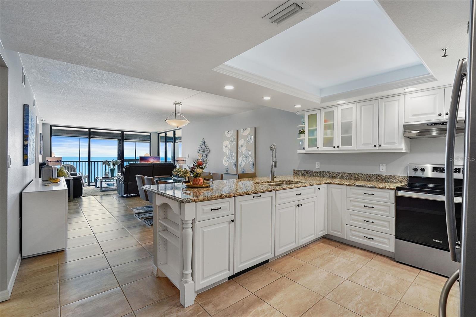 Image 4 of 63 For 15400 Gulf Boulevard 402