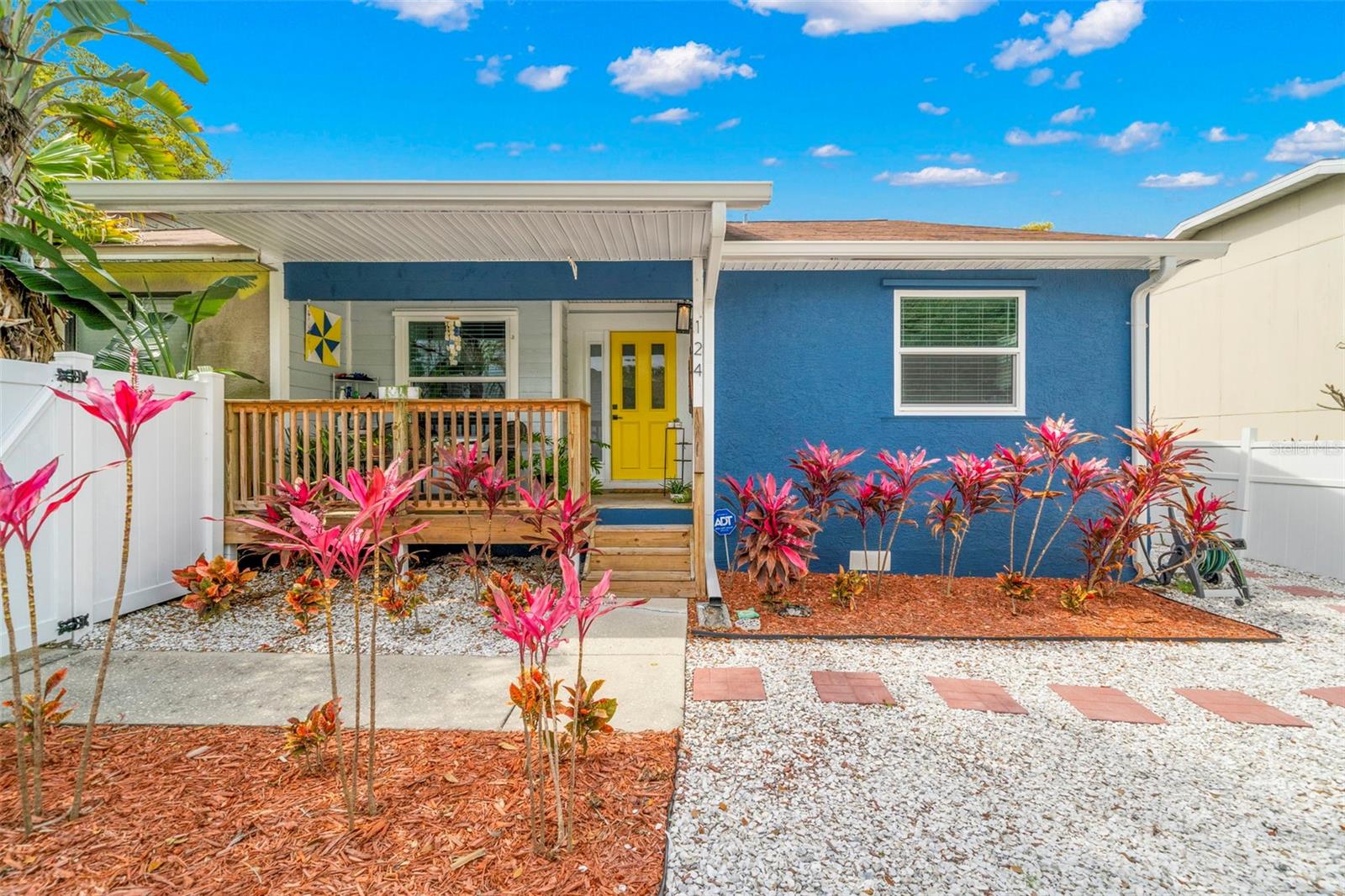 Details for 124 Anclote Road, TARPON SPRINGS, FL 34689