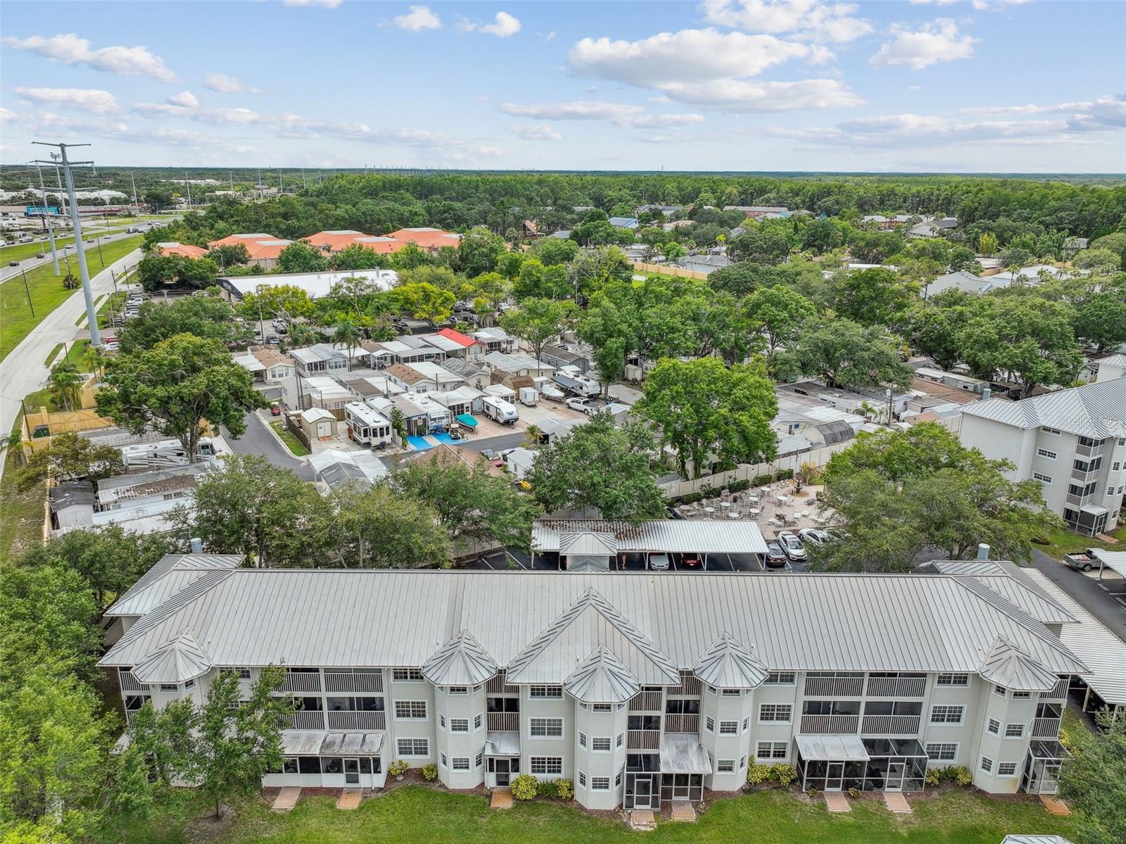 Image 6 of 43 For 21103 Patio View Court 3305