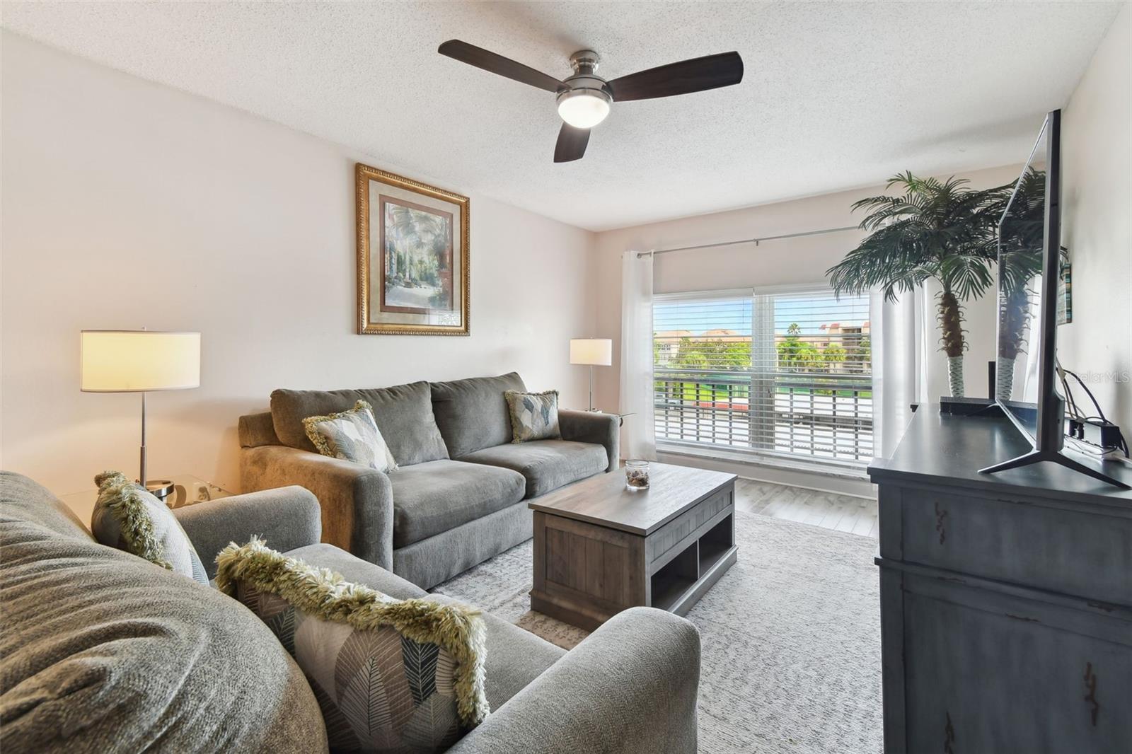 Image 8 of 69 For 2700 Bayshore Boulevard 3308