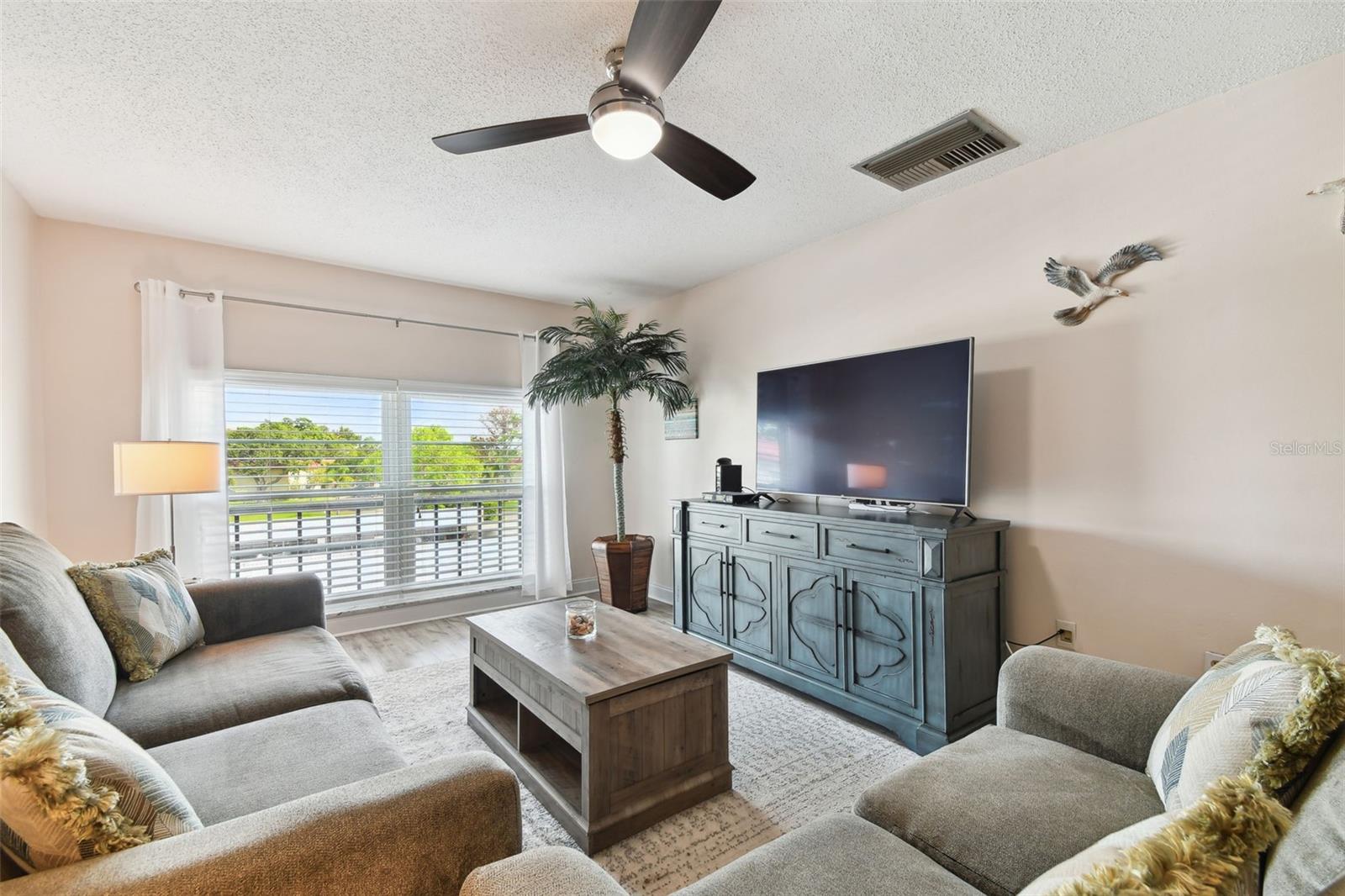 Image 9 of 69 For 2700 Bayshore Boulevard 3308