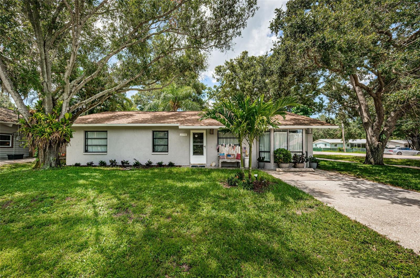 Details for 2790 Hillsdale Avenue, LARGO, FL 33774