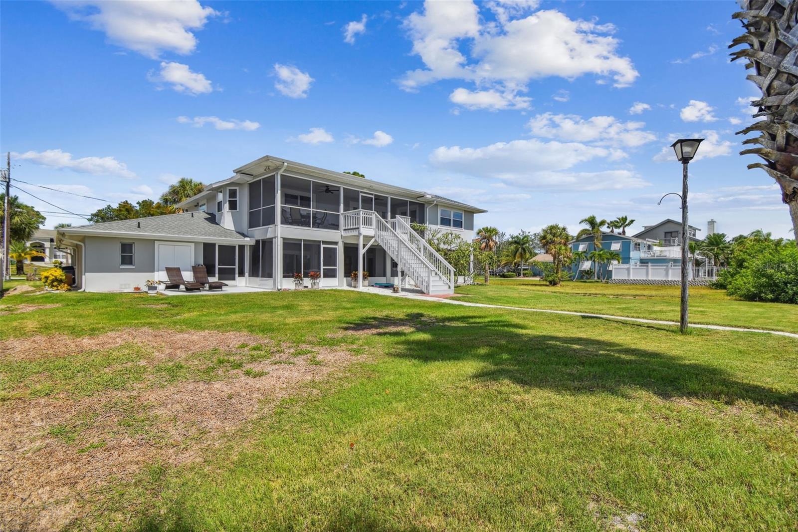 Listing photo id 74 for 644 Bayshore Drive