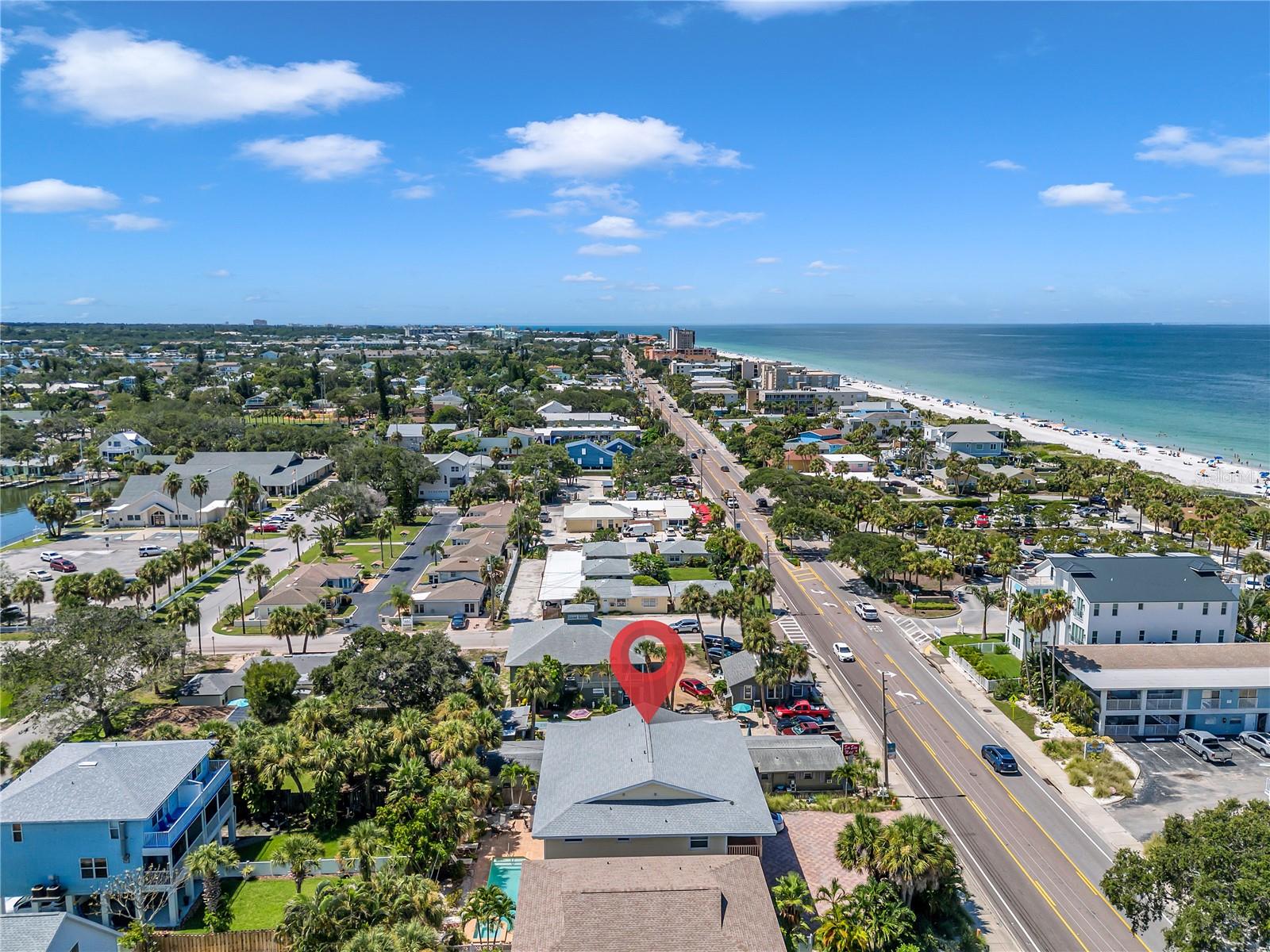 Listing photo id 95 for 1809 Gulf Boulevard