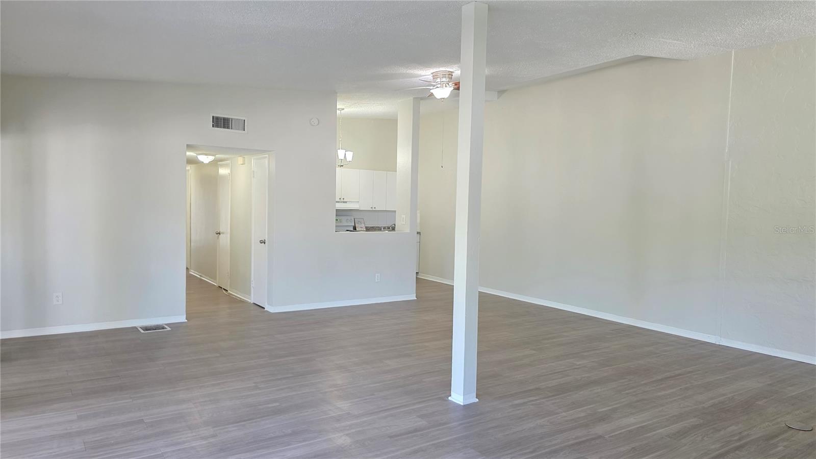 Image 22 of 31 For 535 Monterey Boulevard Ne