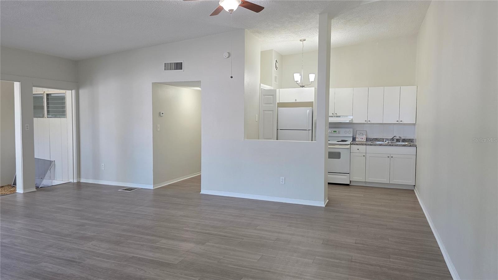 Image 24 of 31 For 535 Monterey Boulevard Ne