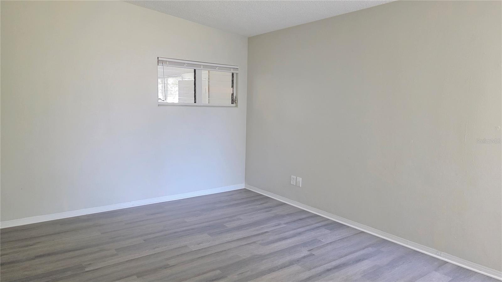 Image 25 of 31 For 535 Monterey Boulevard Ne