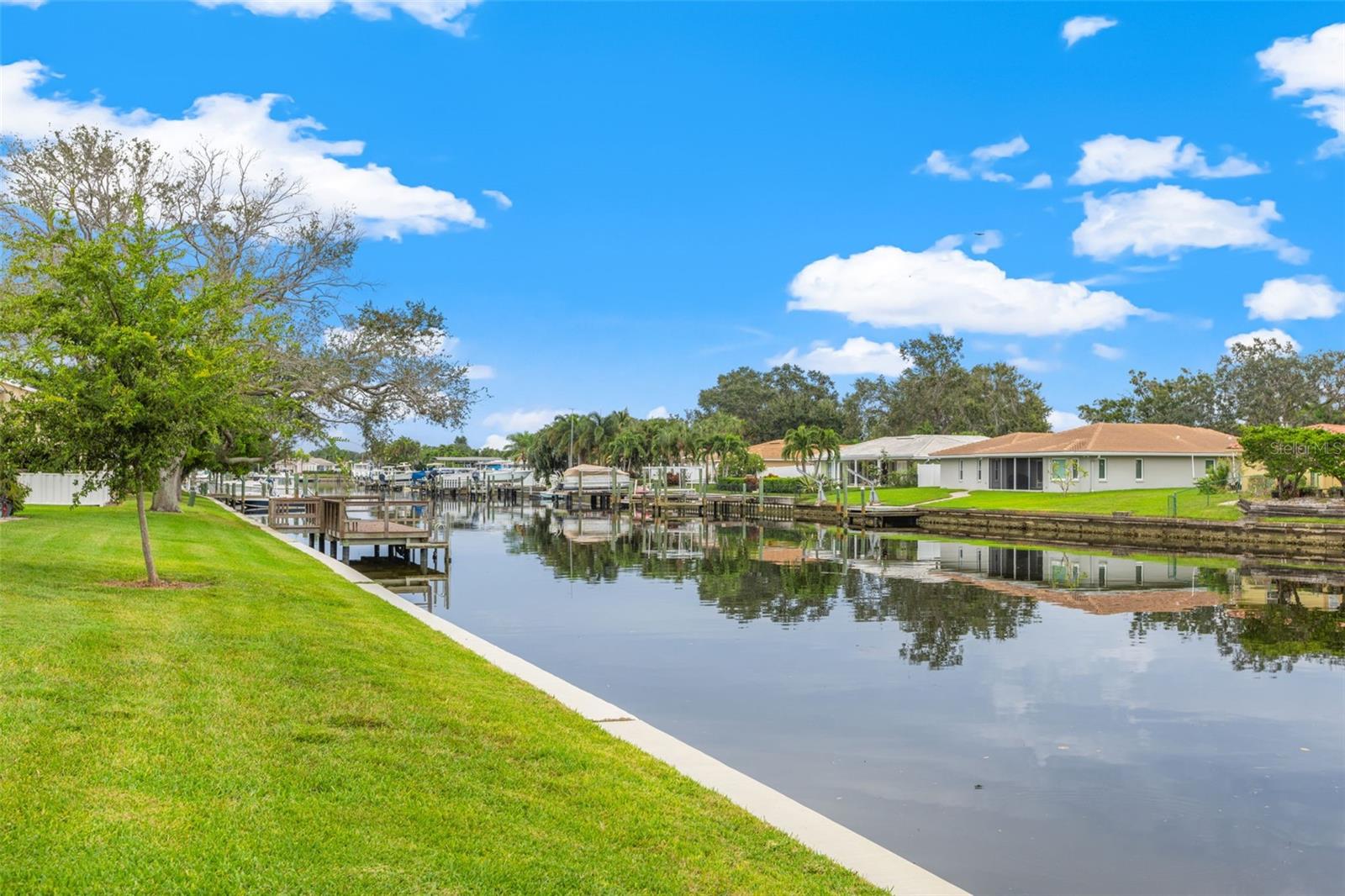 Image 38 of 43 For 6490 Cape Hatteras Way Ne 5